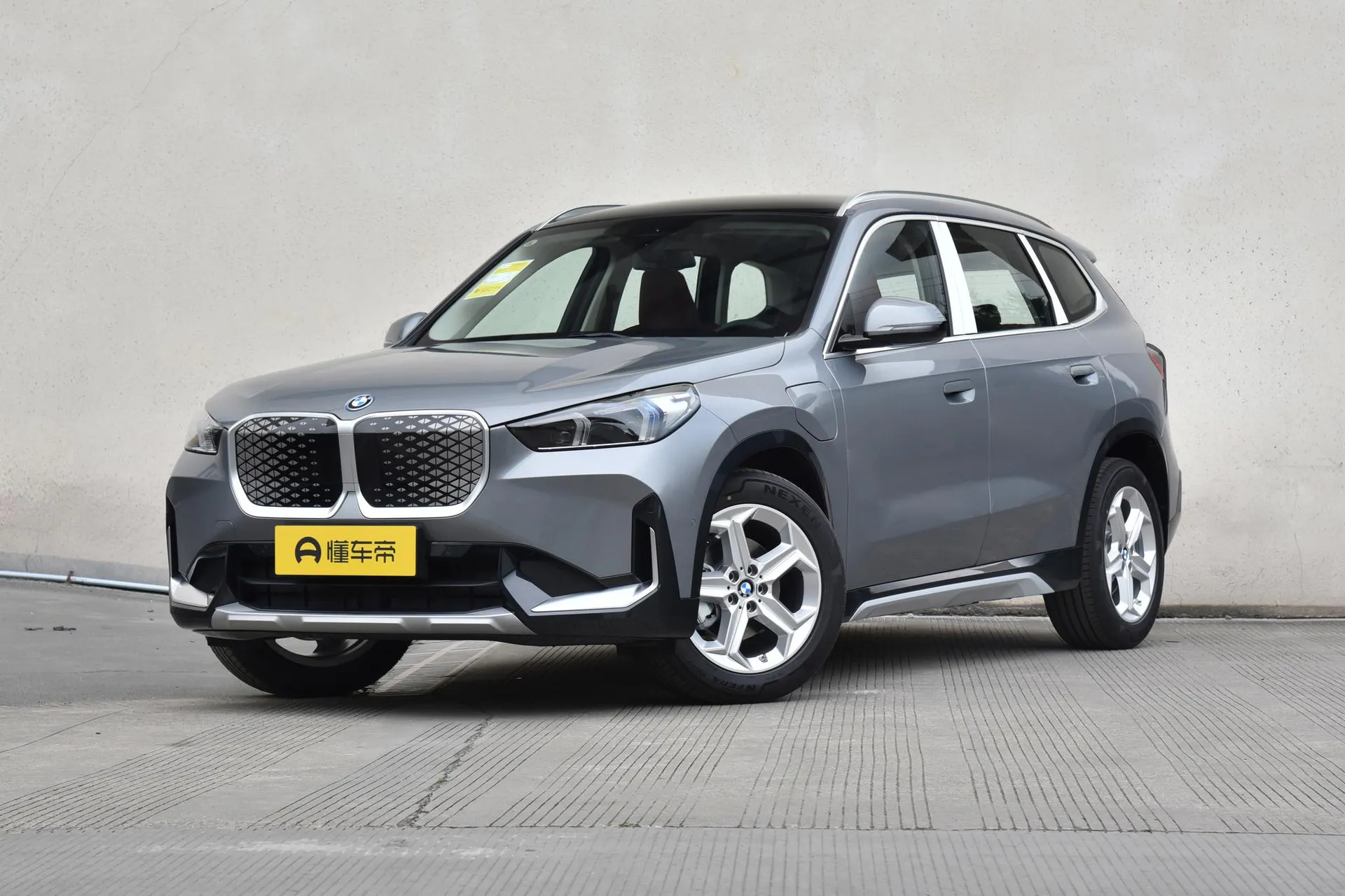 Внедорожник BMW iX1 eDrive 25 L X Design Package (2026)