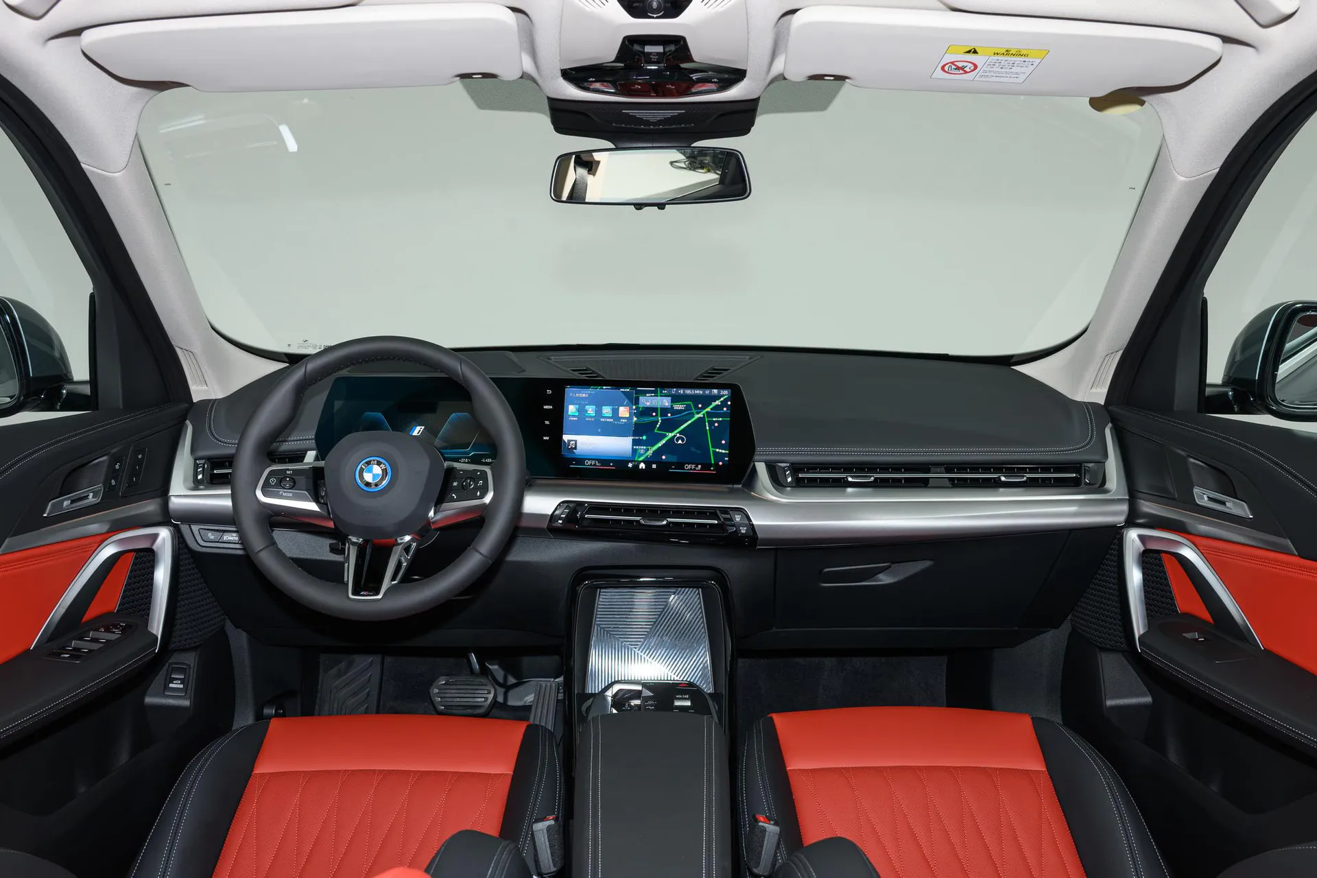  iX1 eDrive 25 L M Sport Package