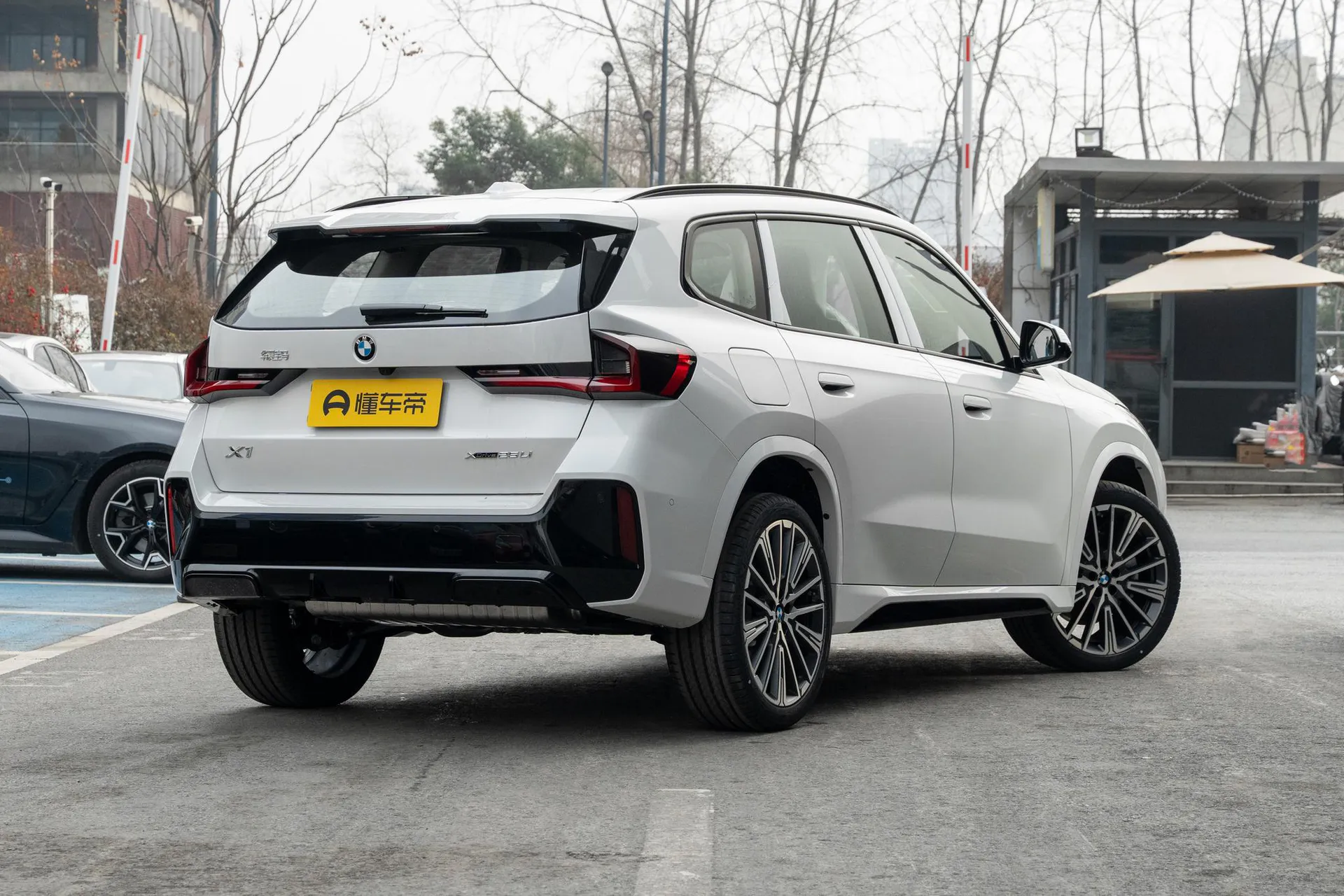  X1 xDrive 25 Li M Sport Night Package