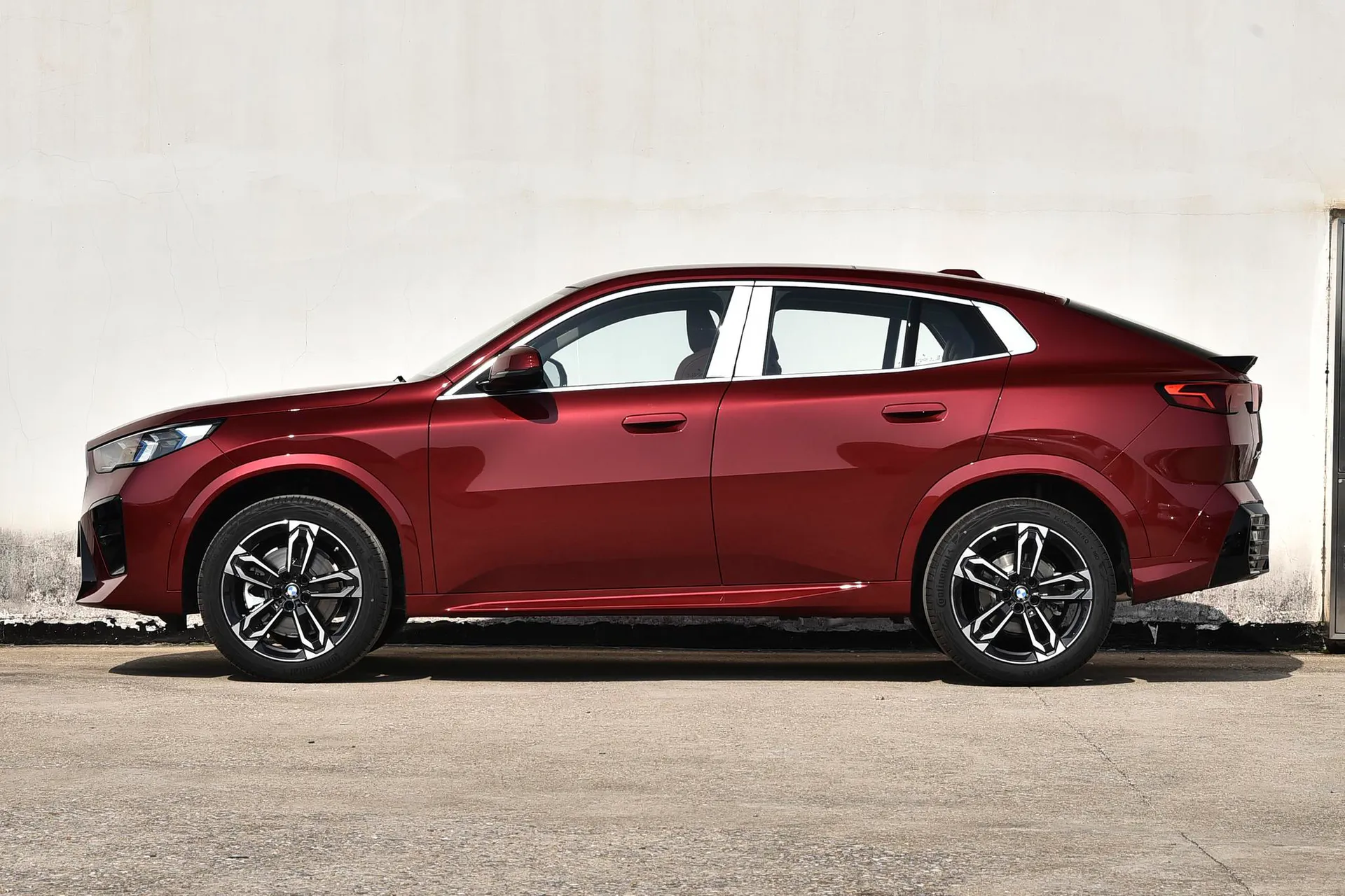  X2 sDrive25i M Sport Package