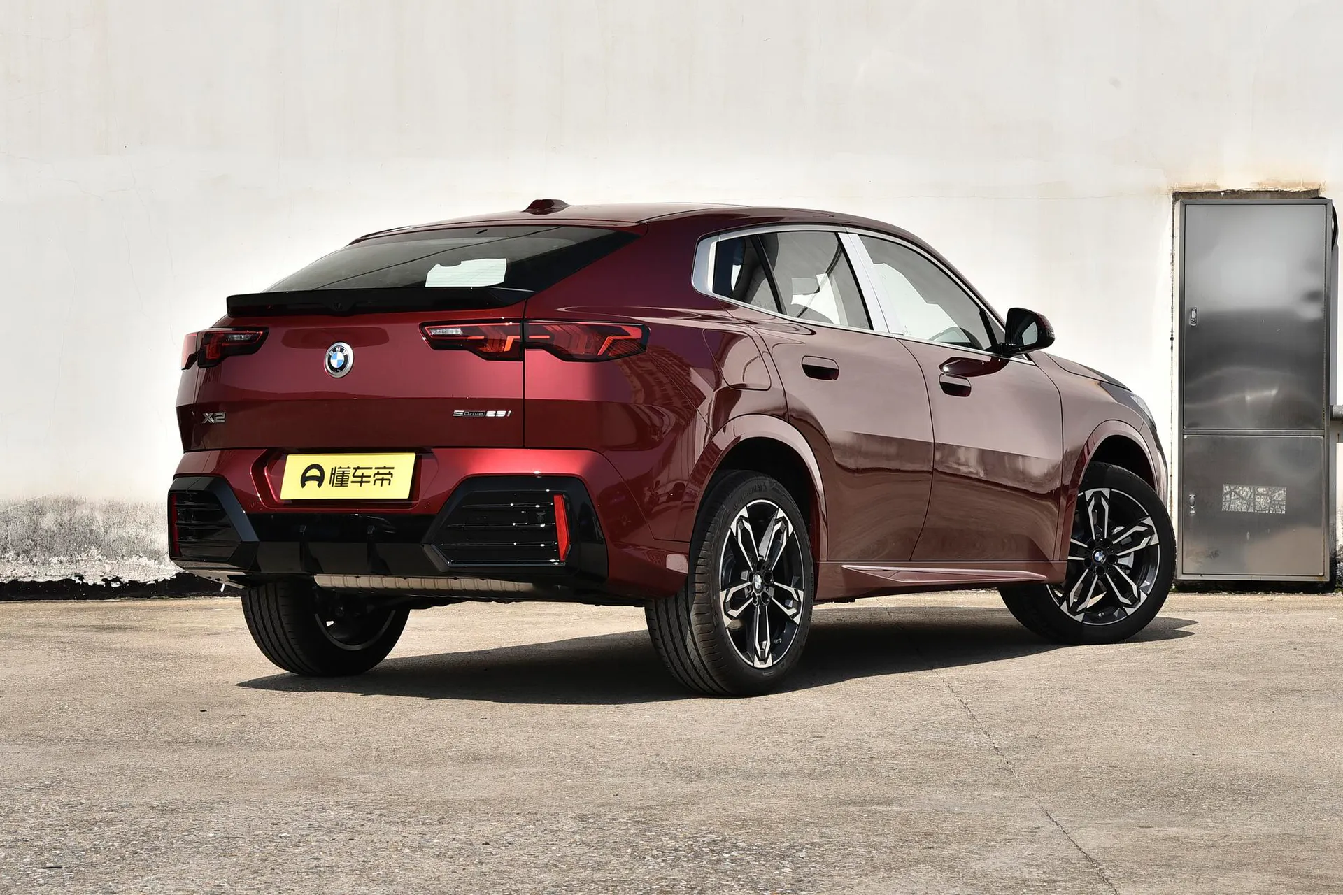  X2 sDrive25i M Sport Package