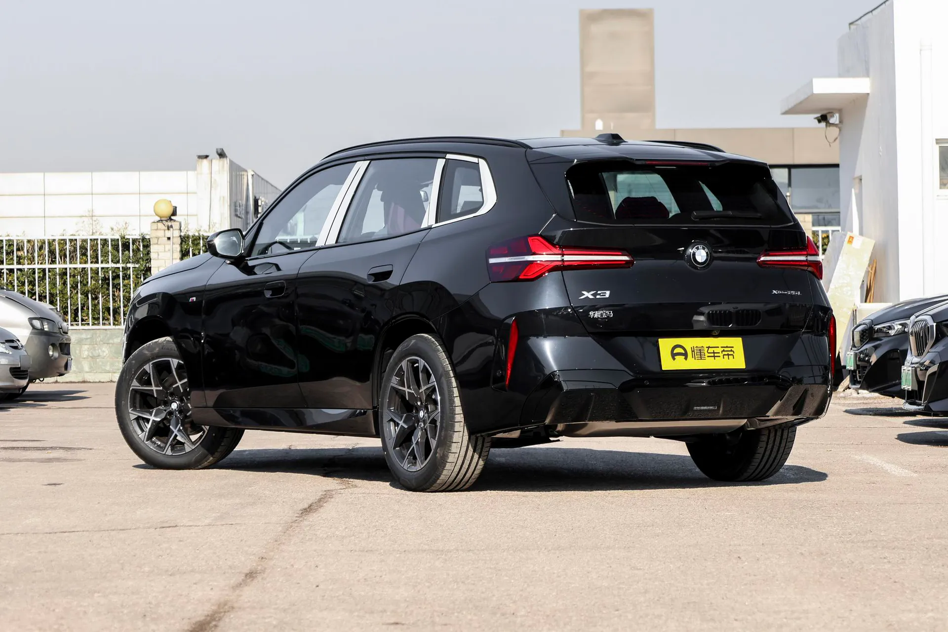  X3 xDrive 25 L M Sport Night Package