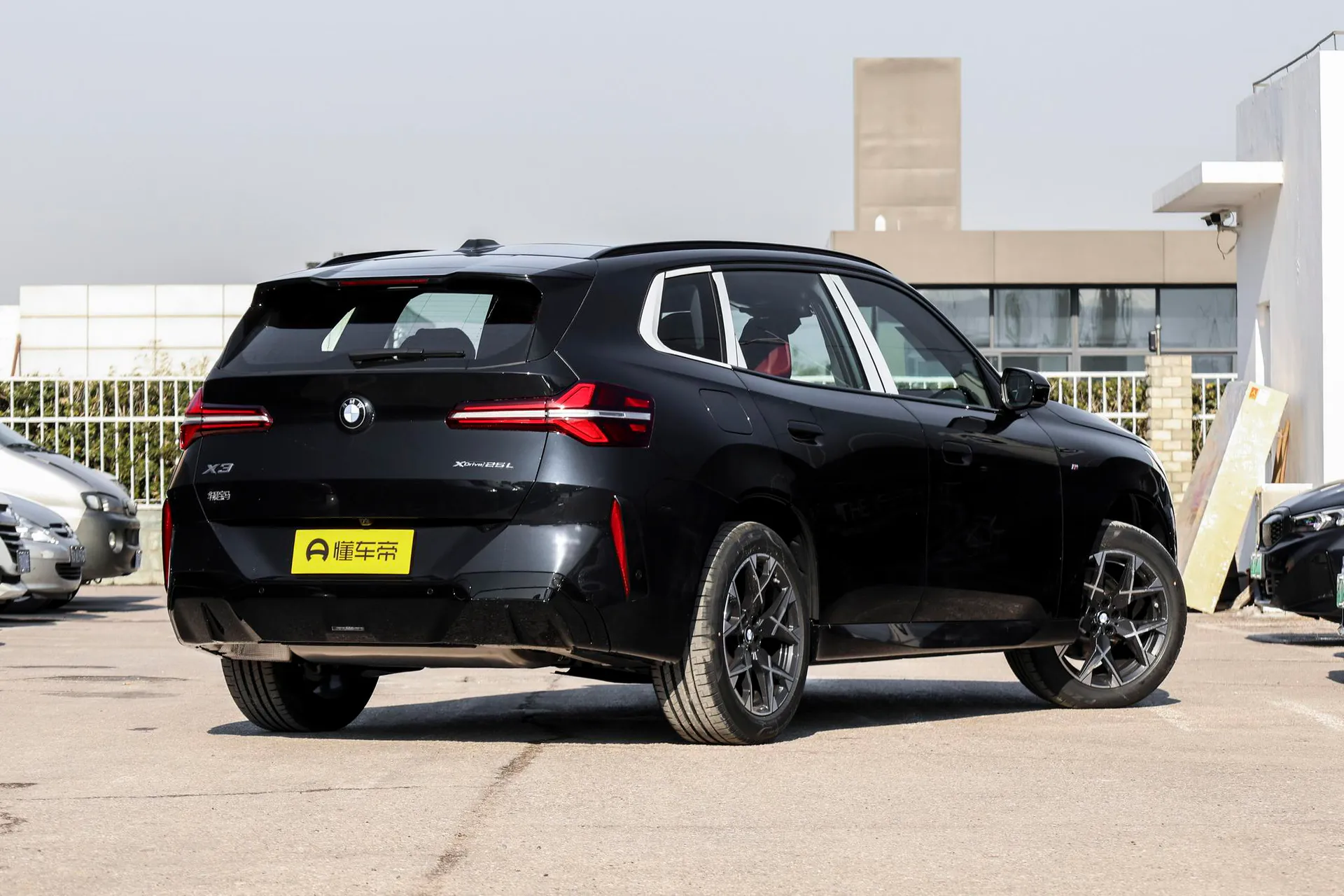  X3 xDrive 25 L M Sport Night Package