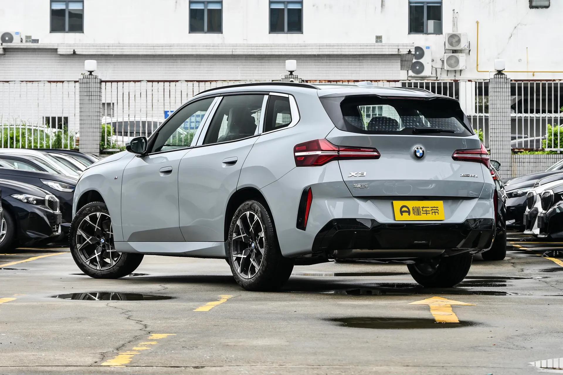  X3 xDrive 25 L M Sport Night Package