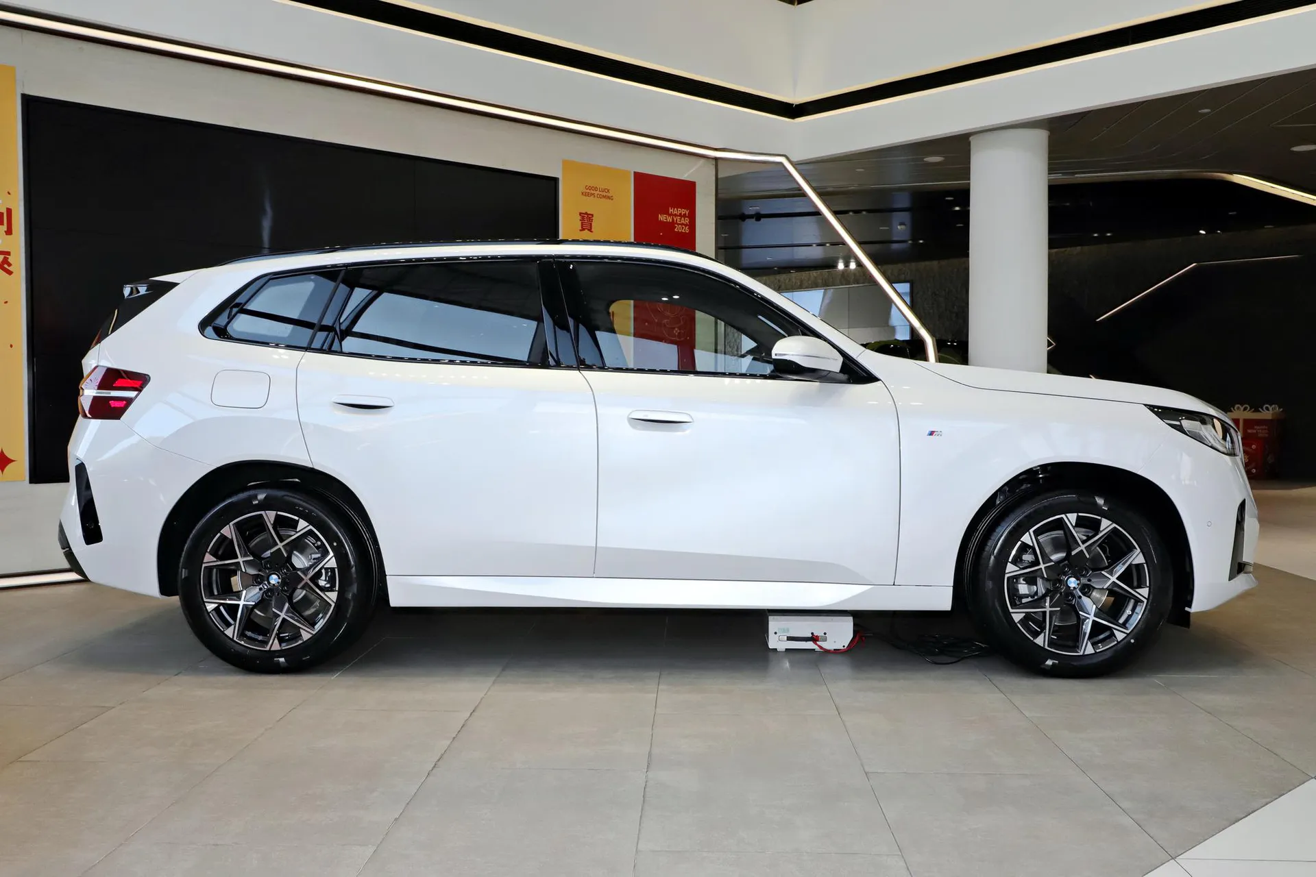  X3 xDrive 25 L M Sport Night Package