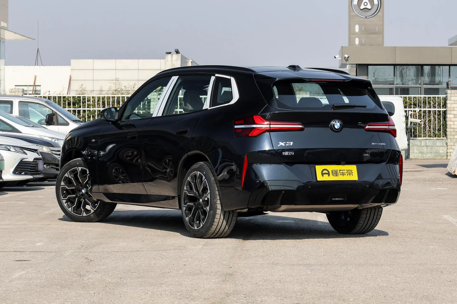  X3 xDrive 30 L Leading M Sport Night Package