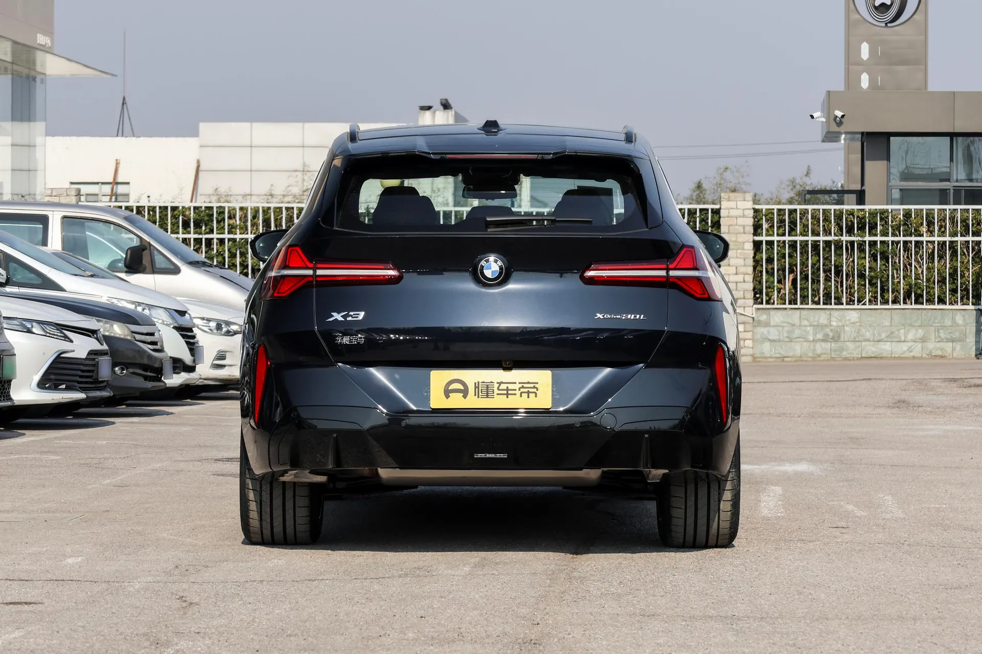  X3 xDrive 30 L Leading M Sport Night Package