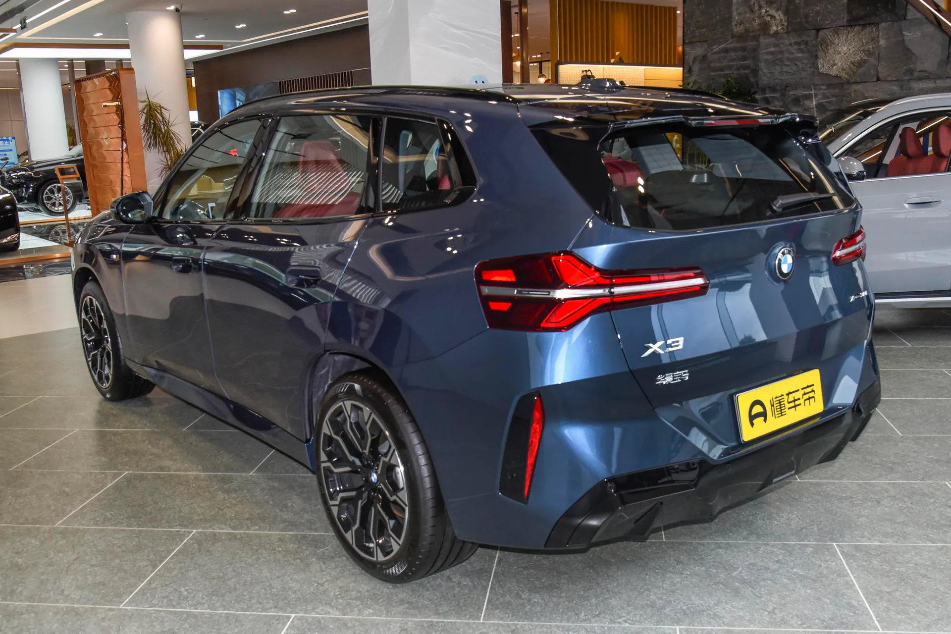  X3 xDrive 30 L Leading M Sport Night Package