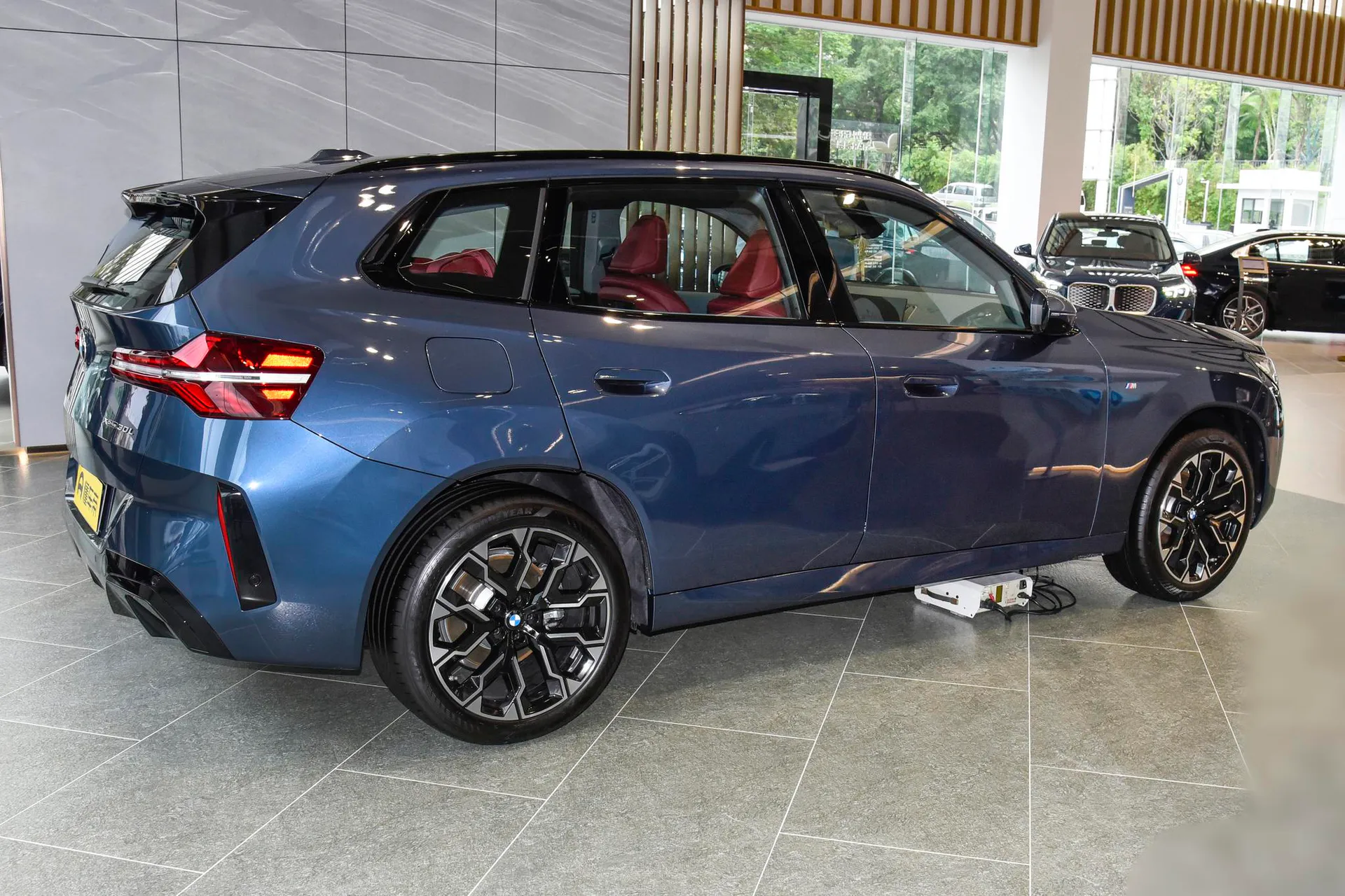  X3 xDrive 30 L Leading M Sport Night Package