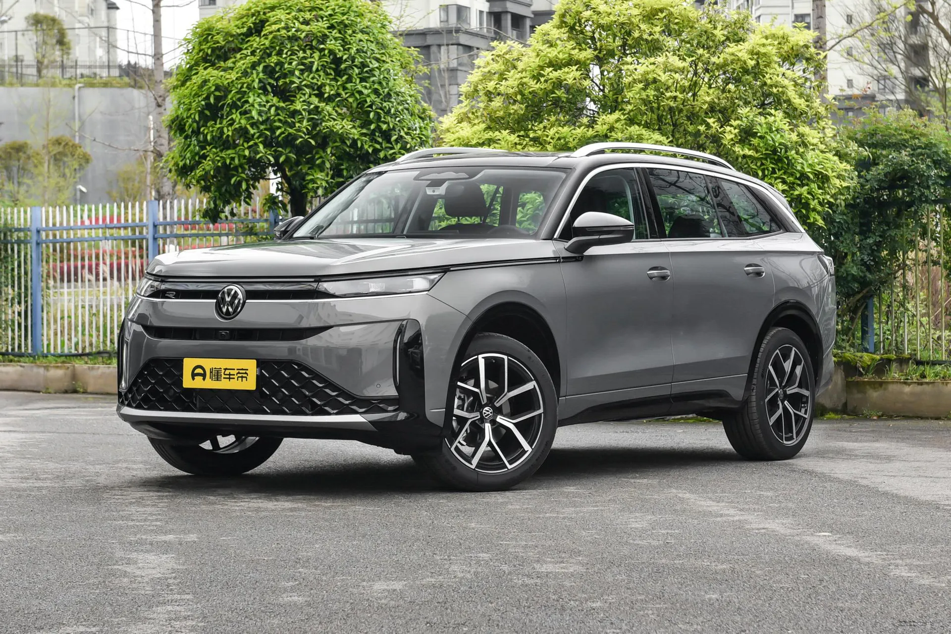  Lanxun 450 TSI AWD Flagship