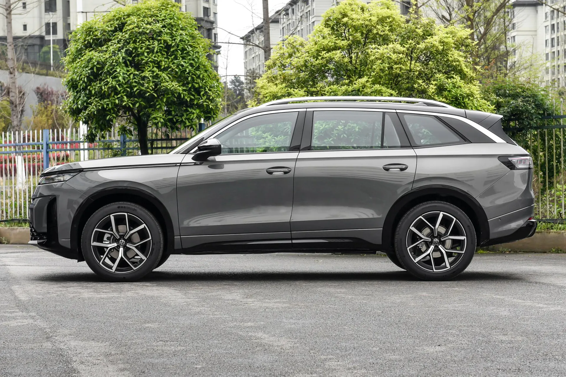  Lanxun 450 TSI AWD Flagship