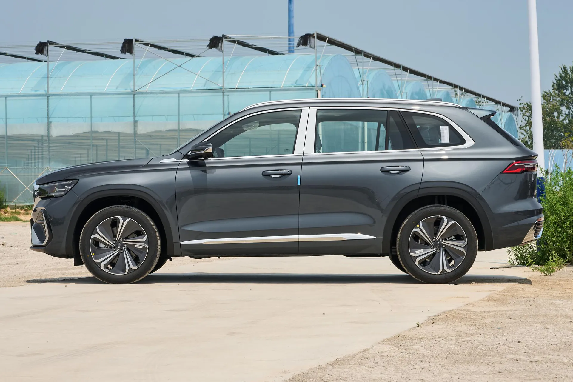  Xingyue L i-HEV Smart Hybrid 1.5T Lingyun