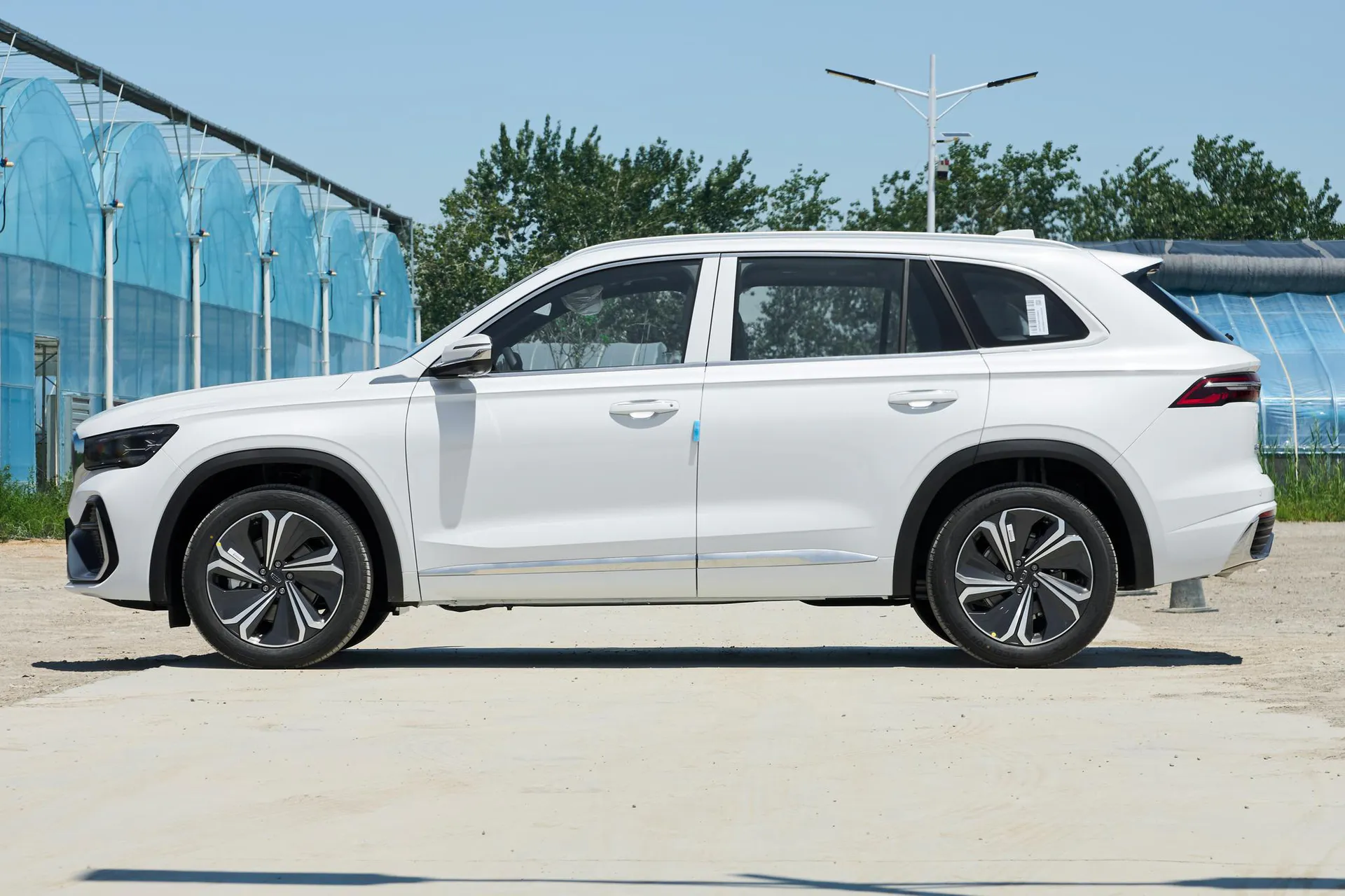  Xingyue L i-HEV Smart Hybrid 1.5T Lingyun