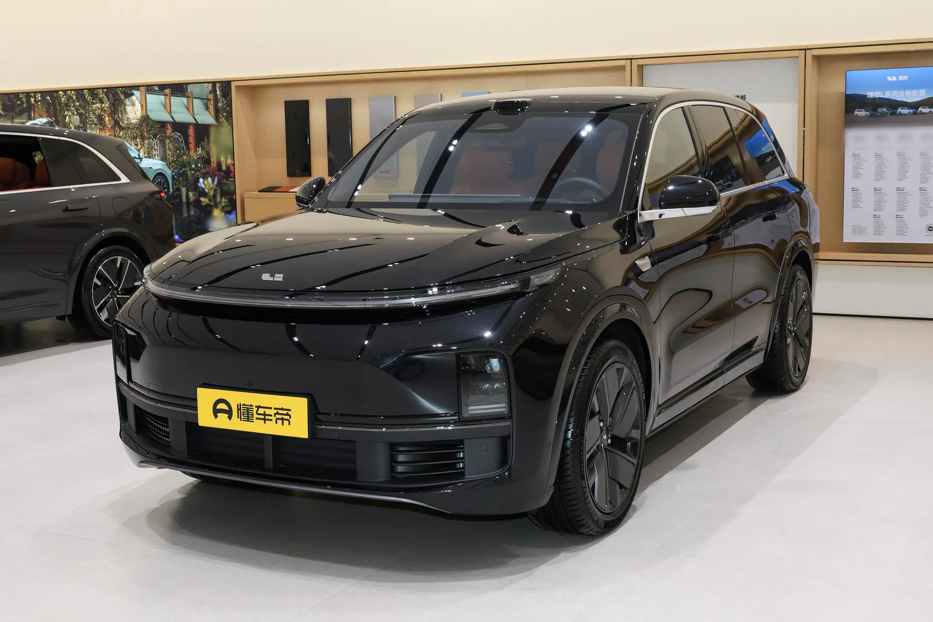 Внедорожник Li Auto L8 Ultra Smart Renew (2025)