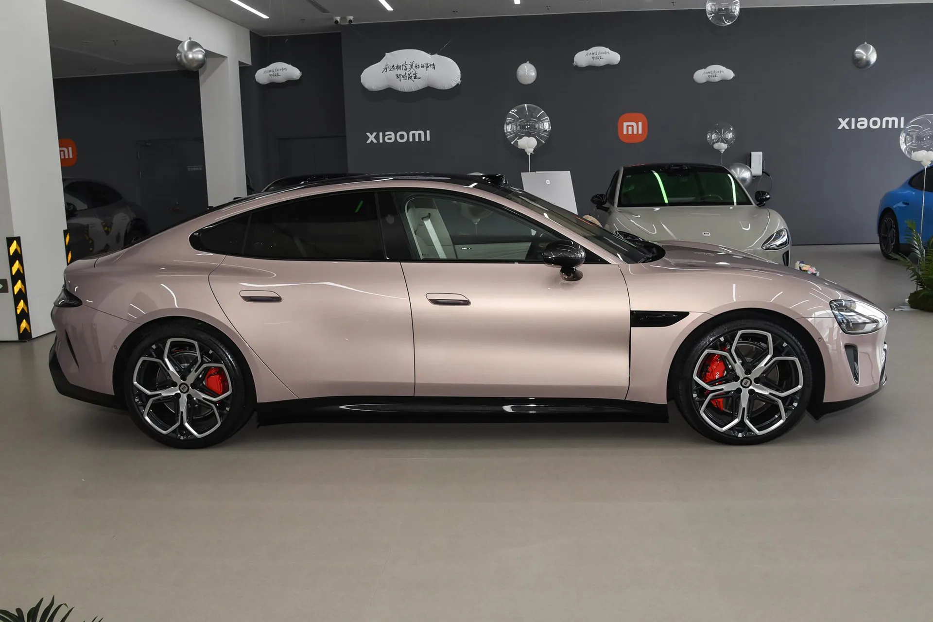  SU7 AWD Max
