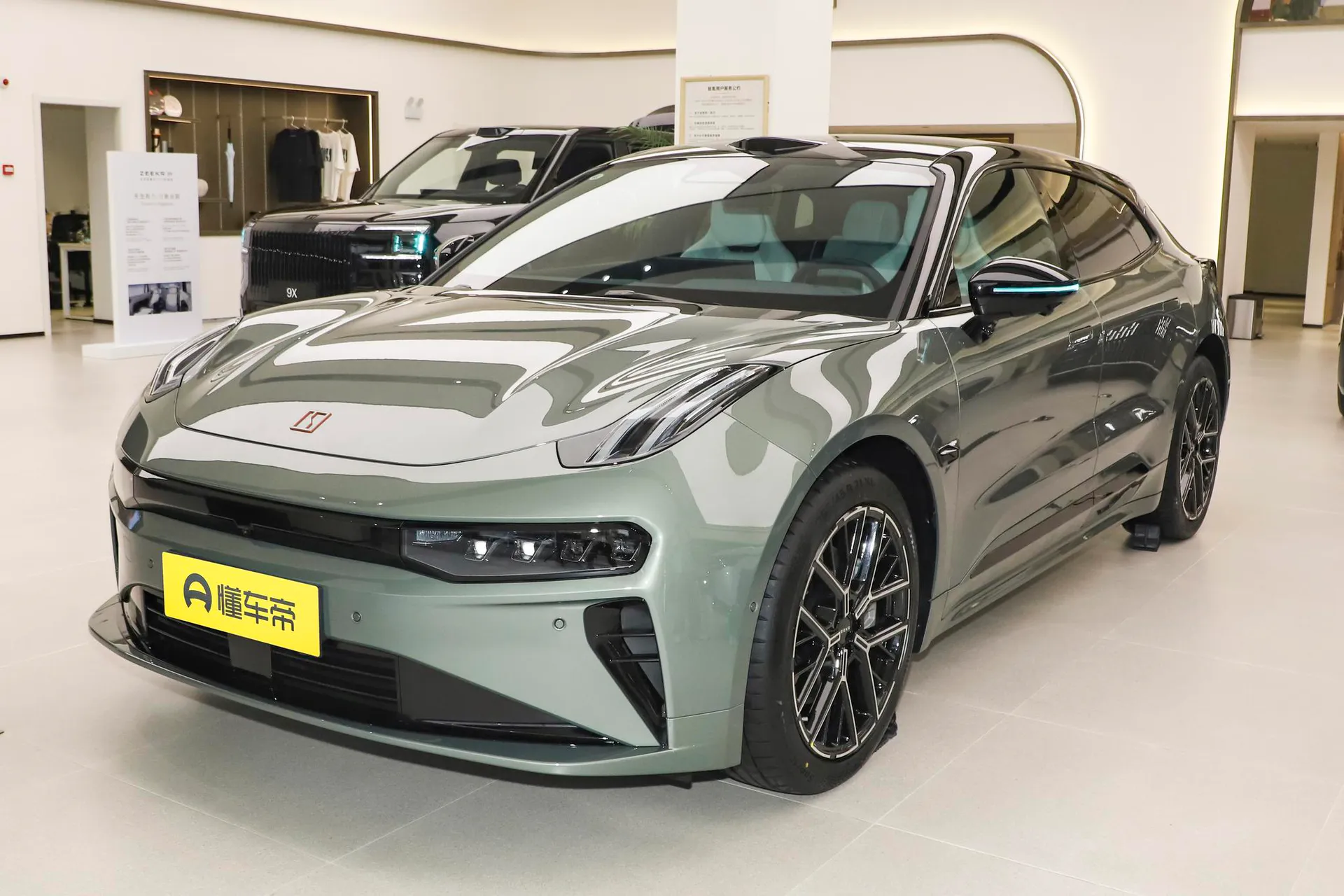 001 Max 95kWh AWD