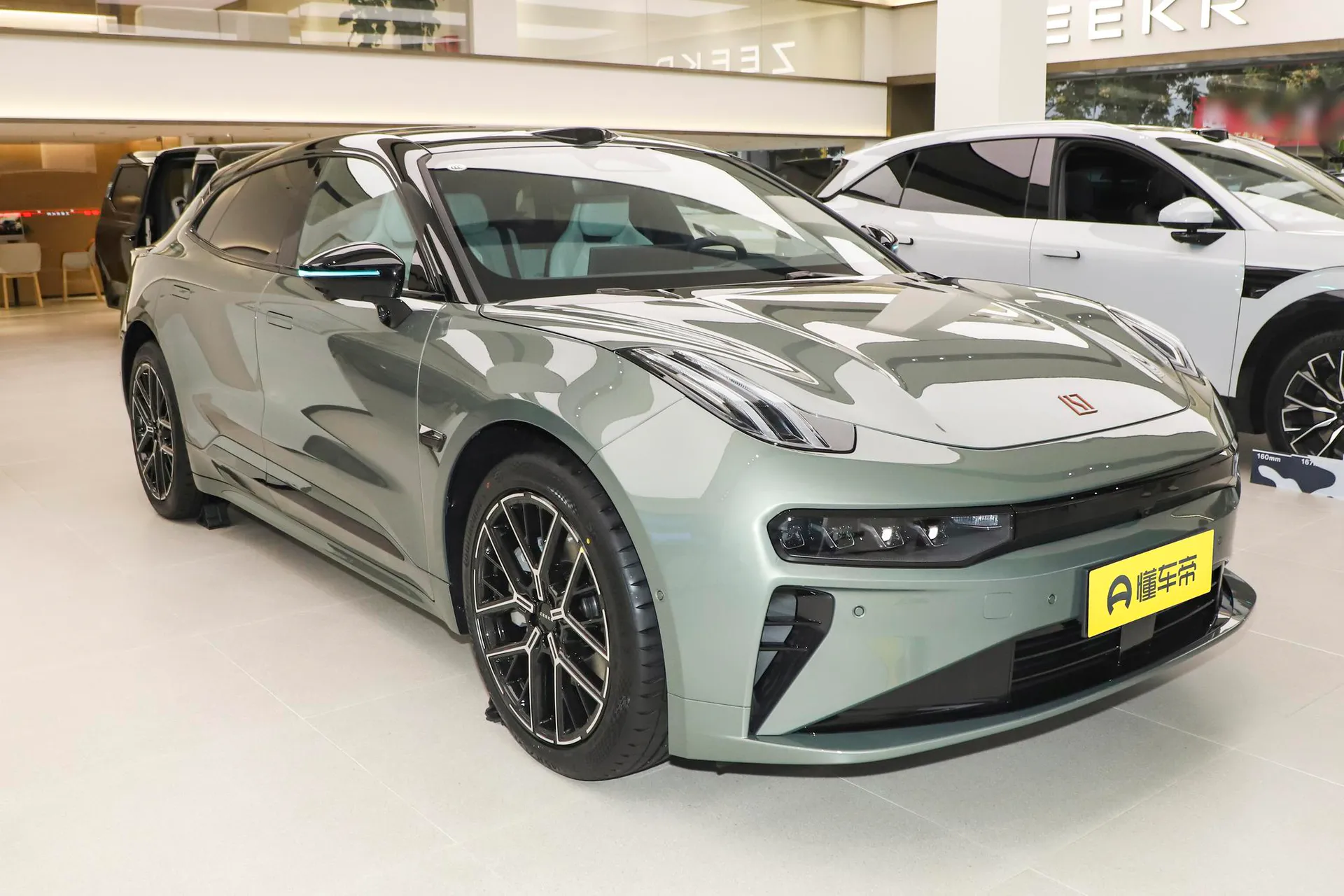  001 Max 95kWh AWD