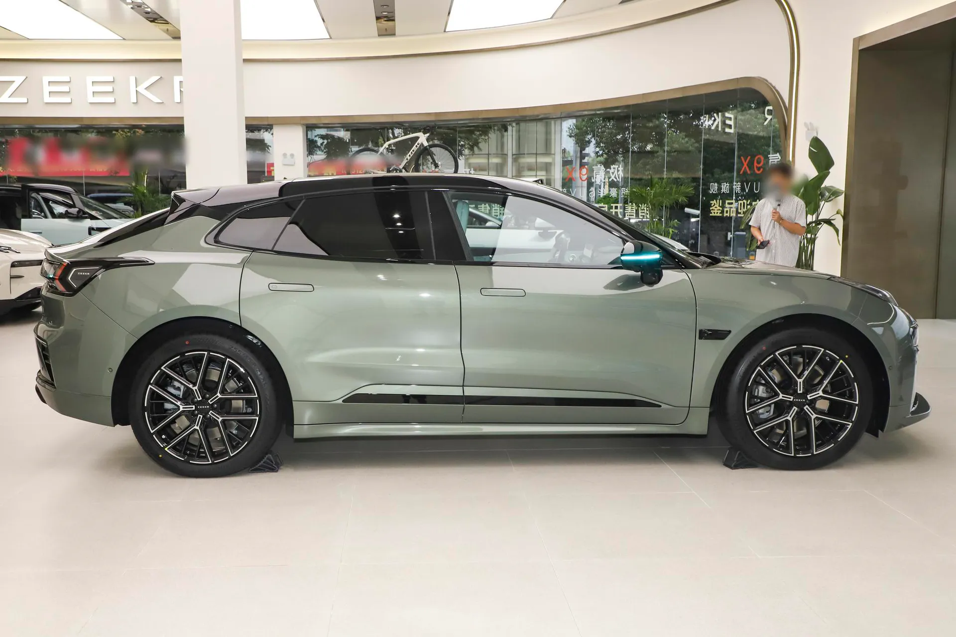  001 Max 95kWh AWD
