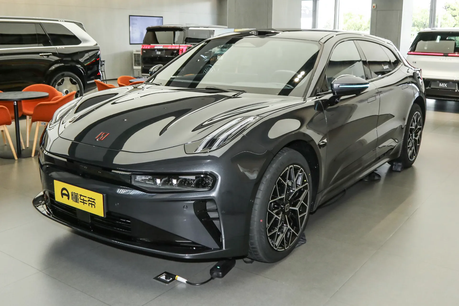  001 Max 95kWh AWD