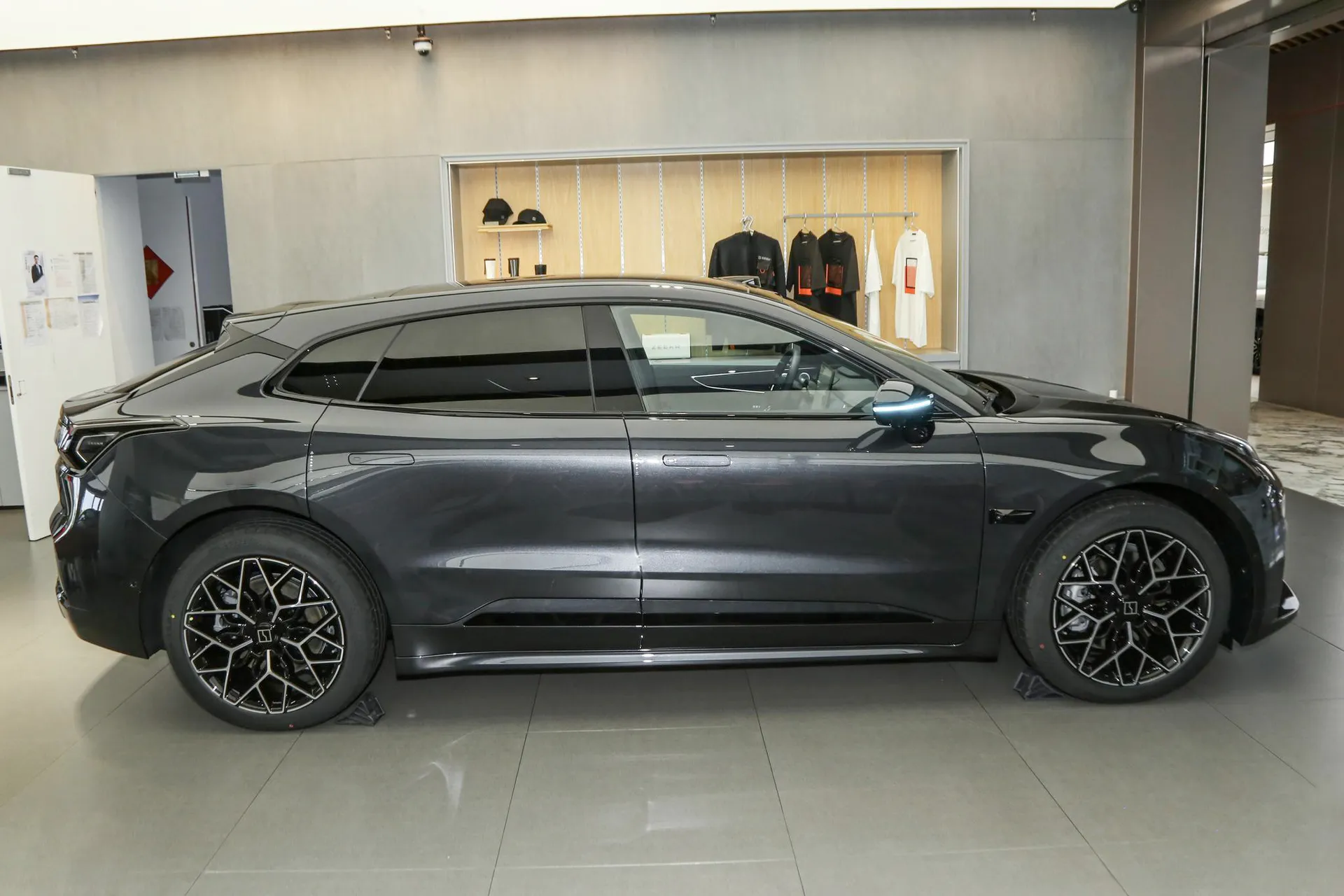  001 Max 95kWh AWD