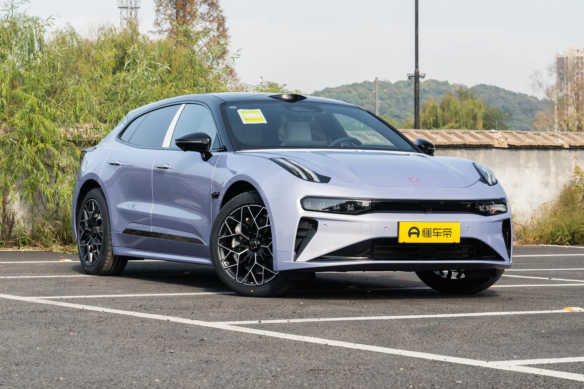  001 Max 95kWh AWD