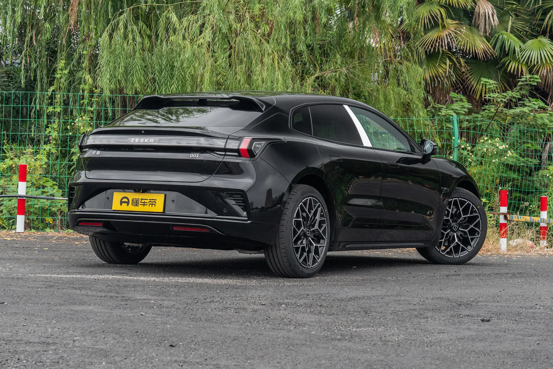  001 Max 103kWh RWD