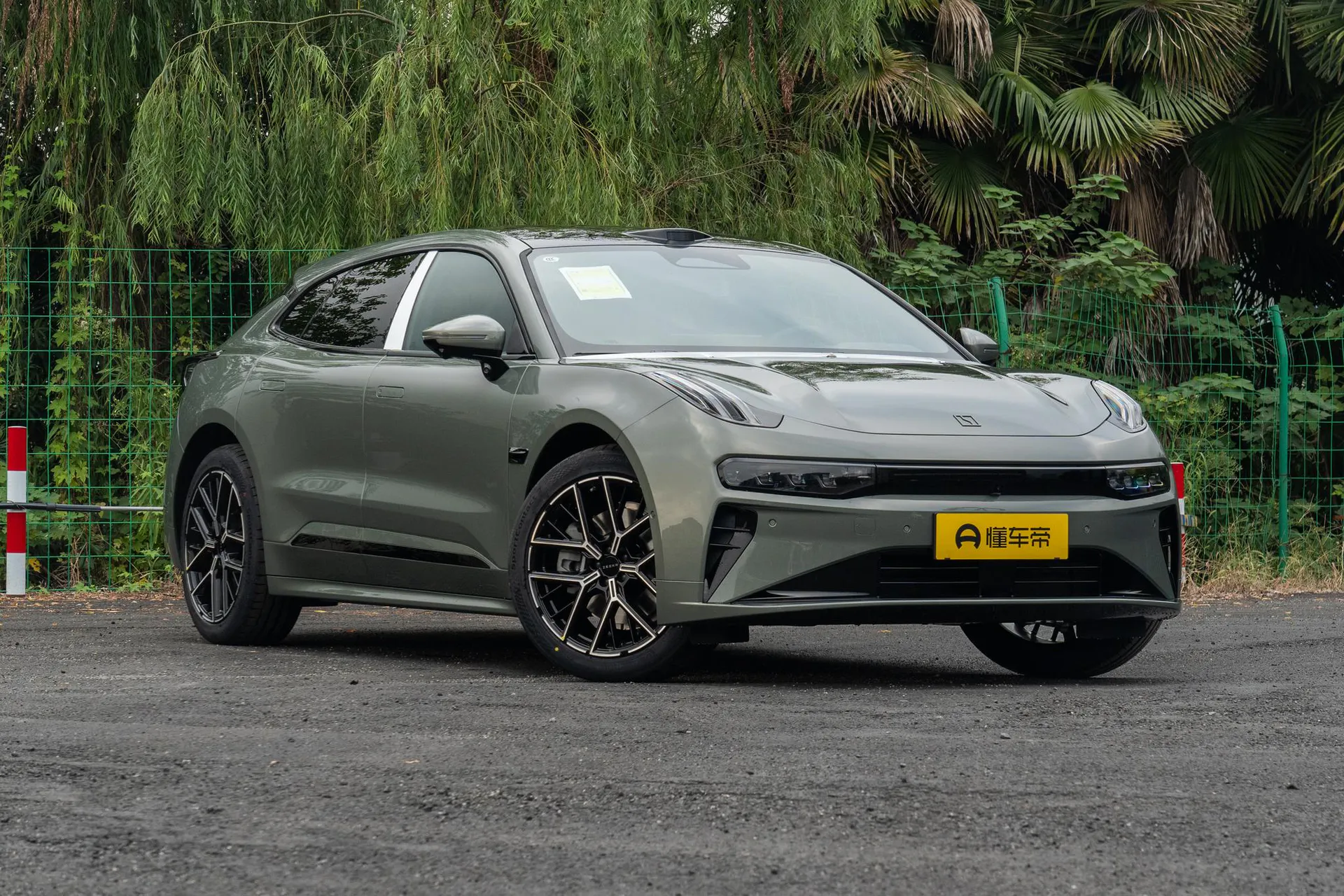 001 Max 103kWh RWD