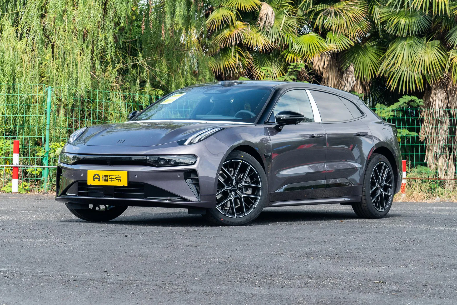  001 Max 103kWh RWD