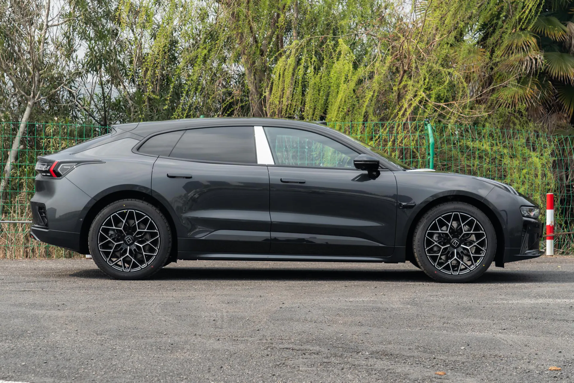 001 Max 103kWh RWD