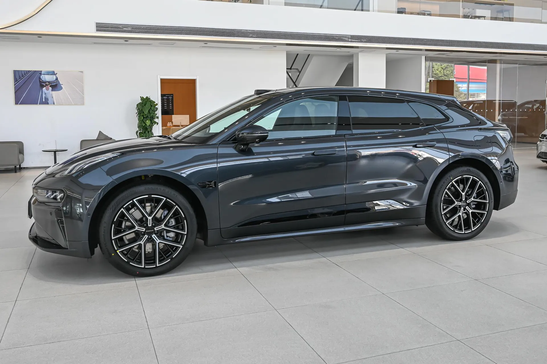  001 Max 103kWh RWD
