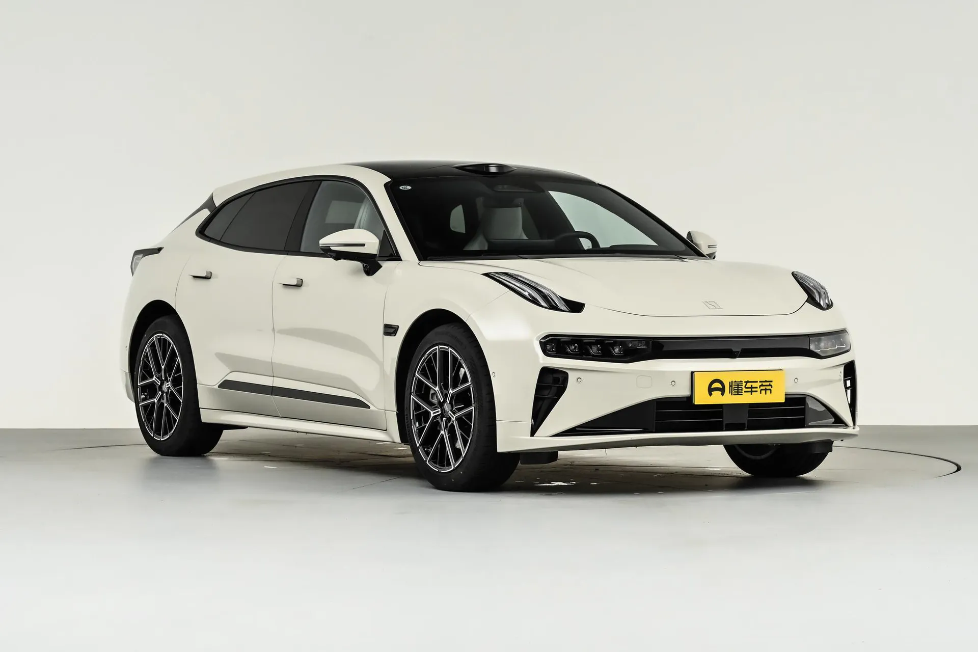  001 Max 103kWh RWD