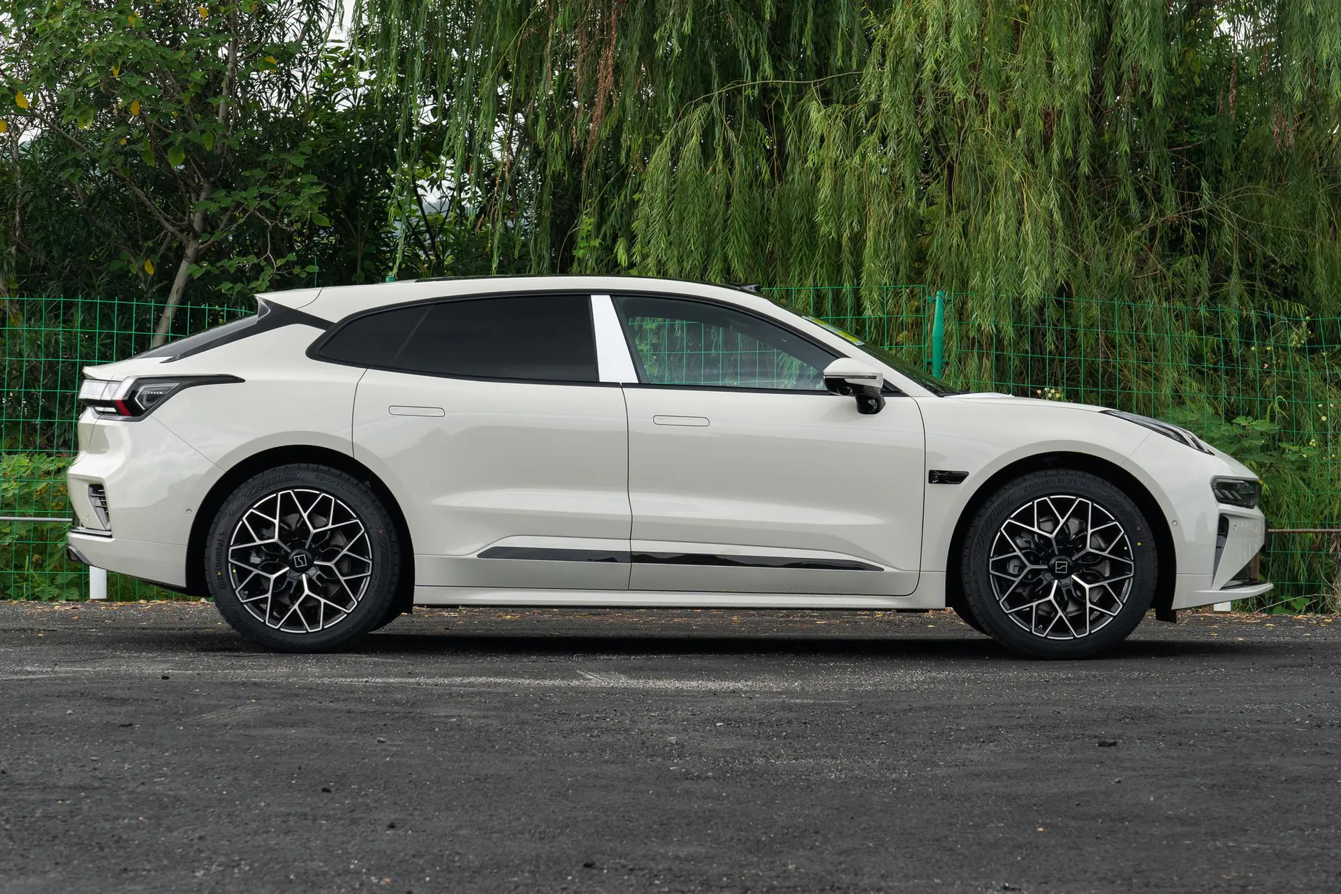  001 Max 103kWh RWD