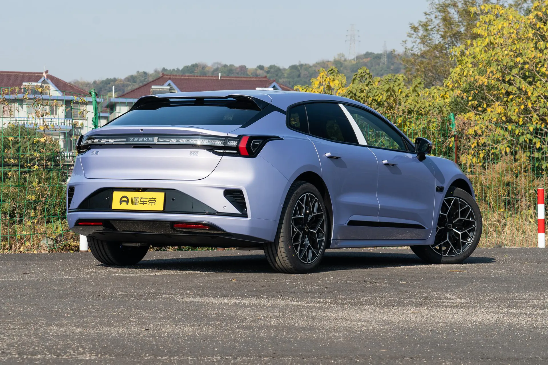  001 Max 103kWh RWD