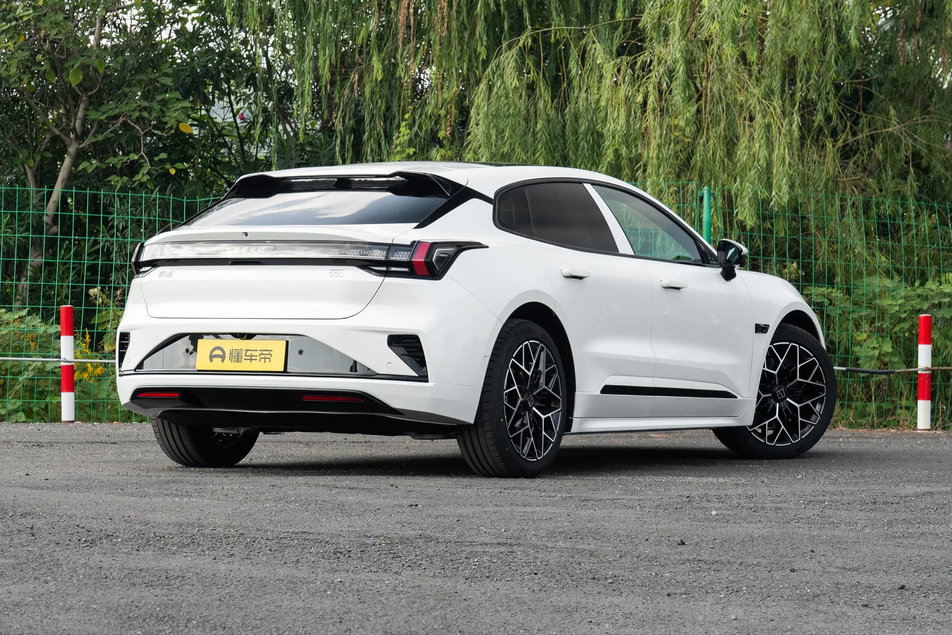  001 Max 103kWh RWD