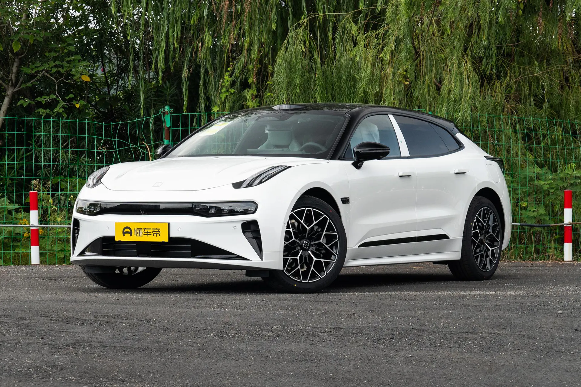  001 Max 103kWh RWD
