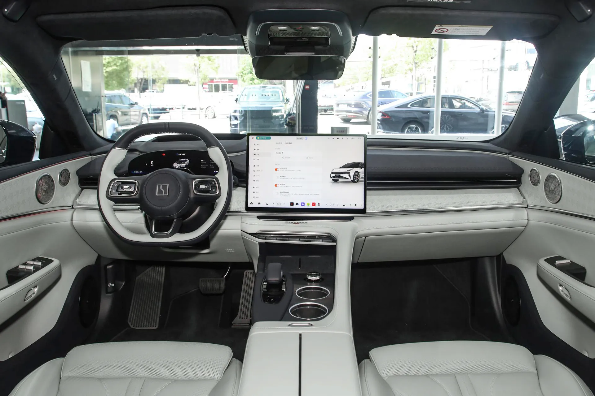 001 Max 103kWh RWD