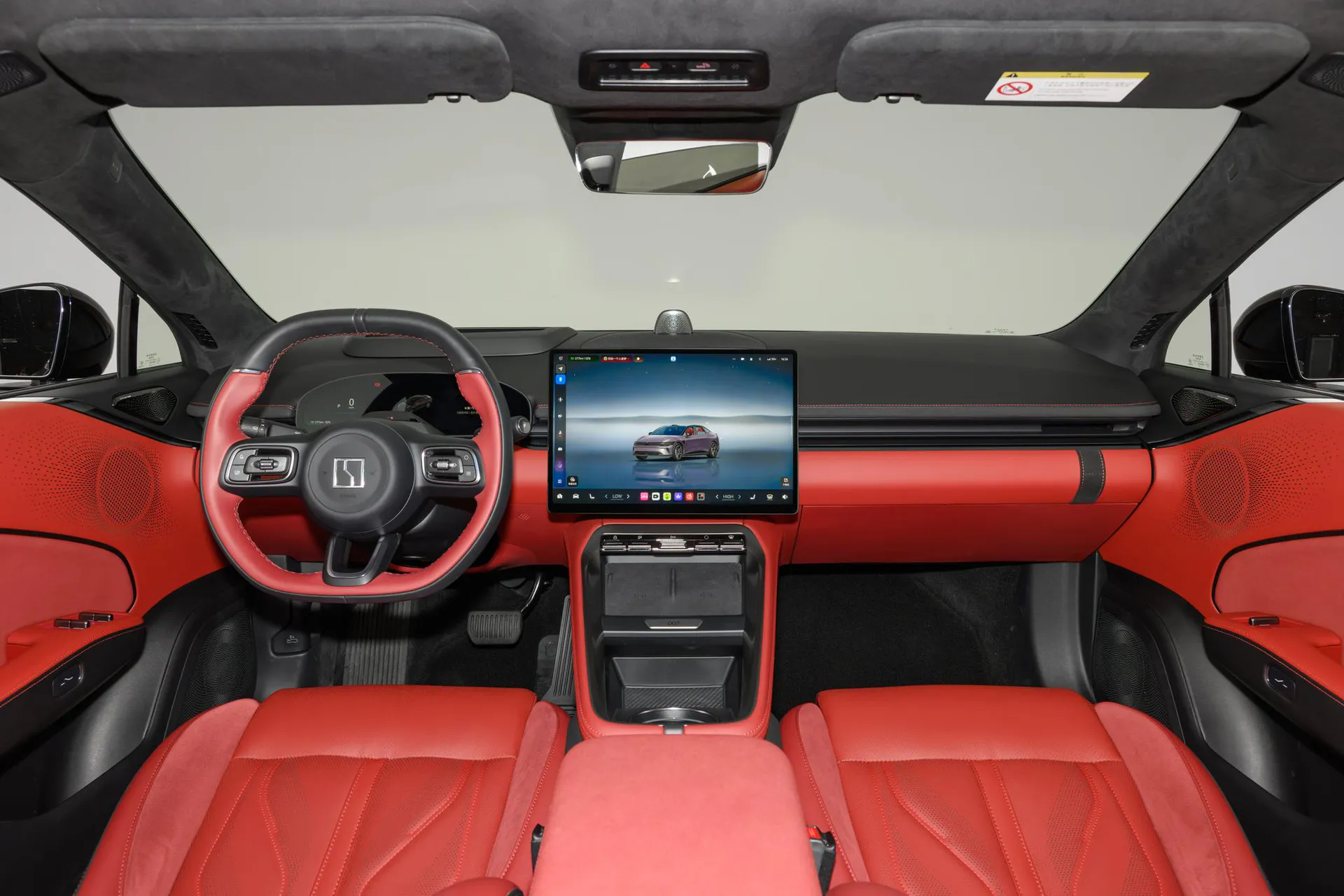  007 RWD Max 75kWh
