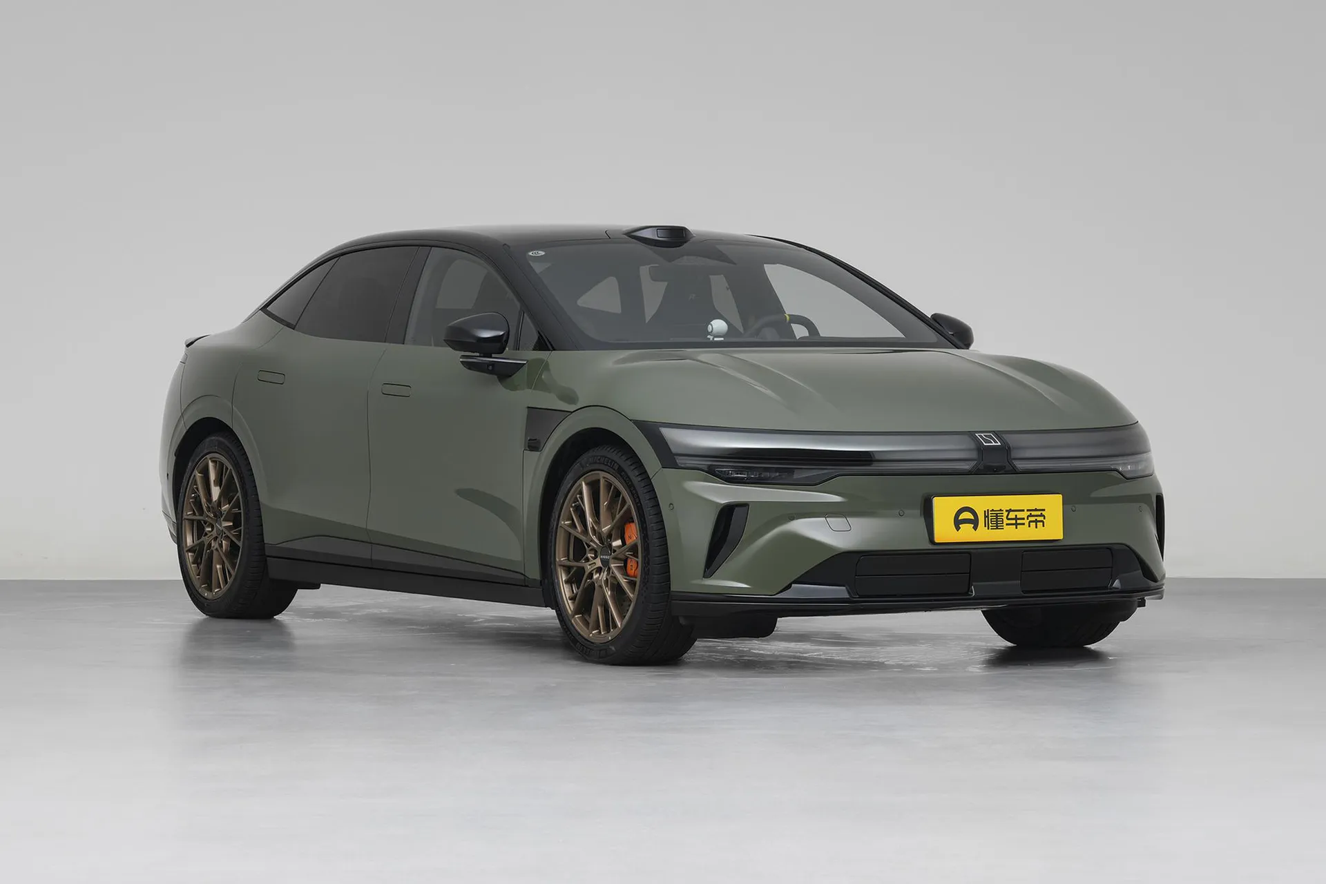  007 Long Range AWD Ultra 103kWh