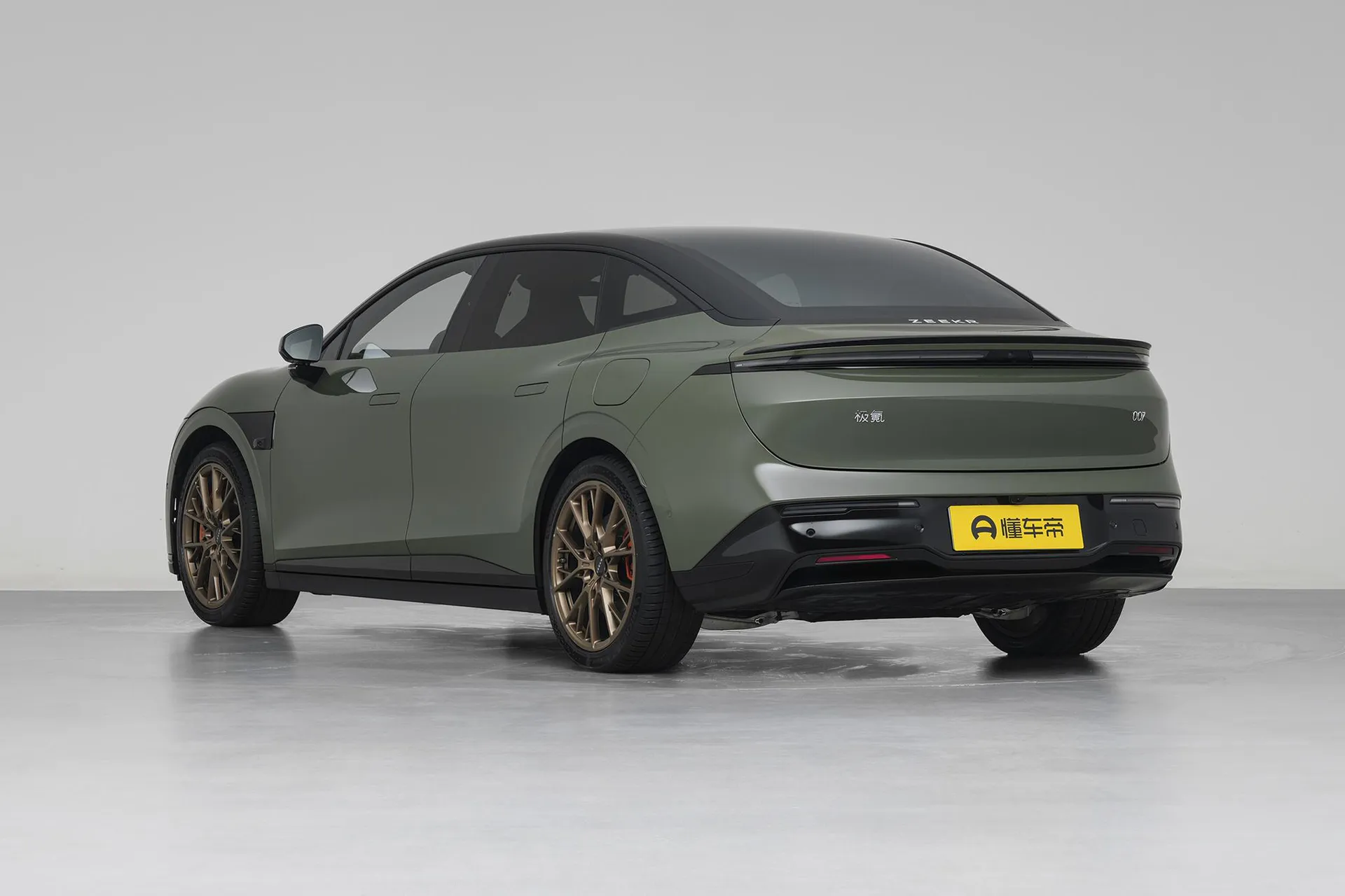  007 Long Range AWD Ultra 103kWh