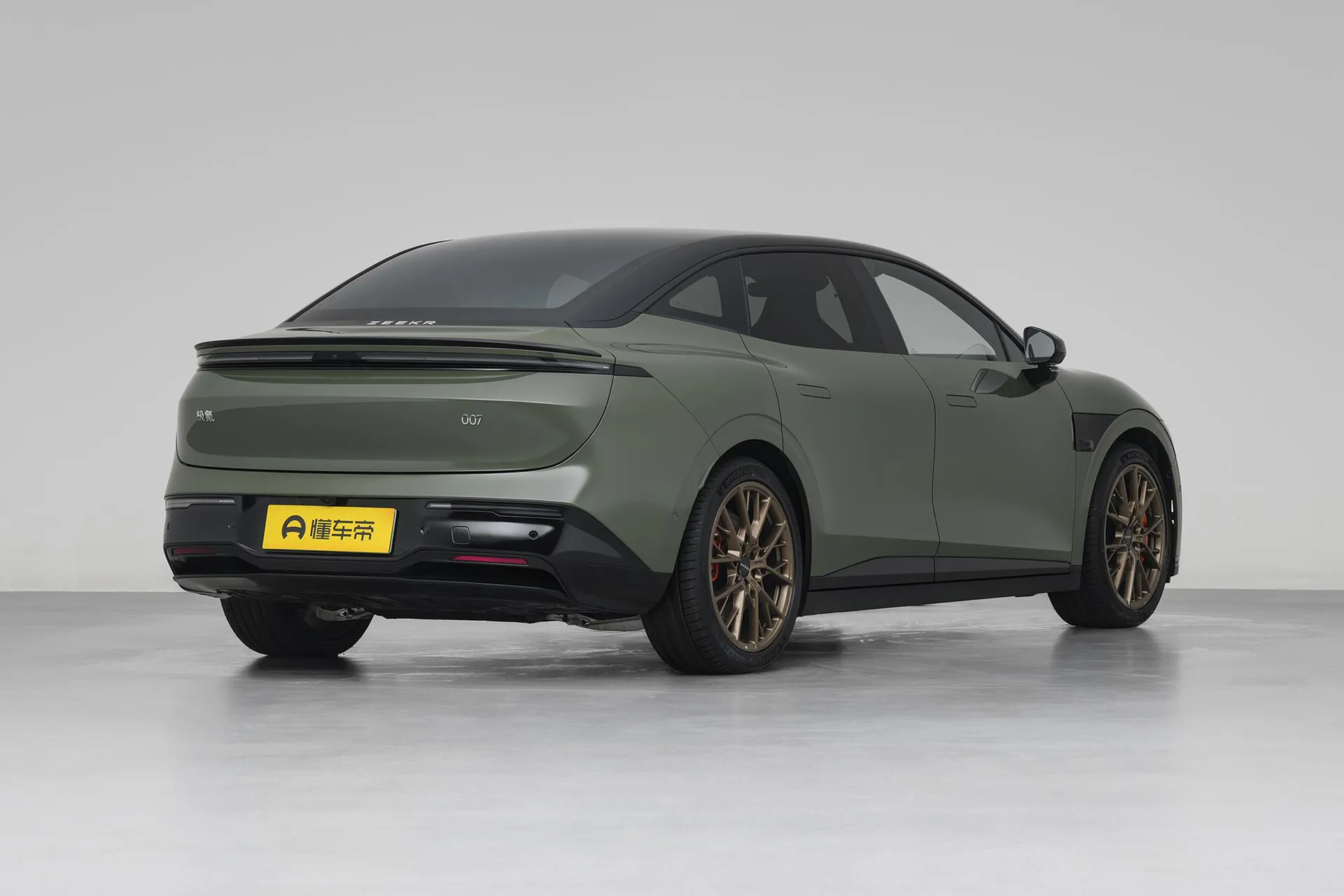  007 Long Range AWD Ultra 103kWh