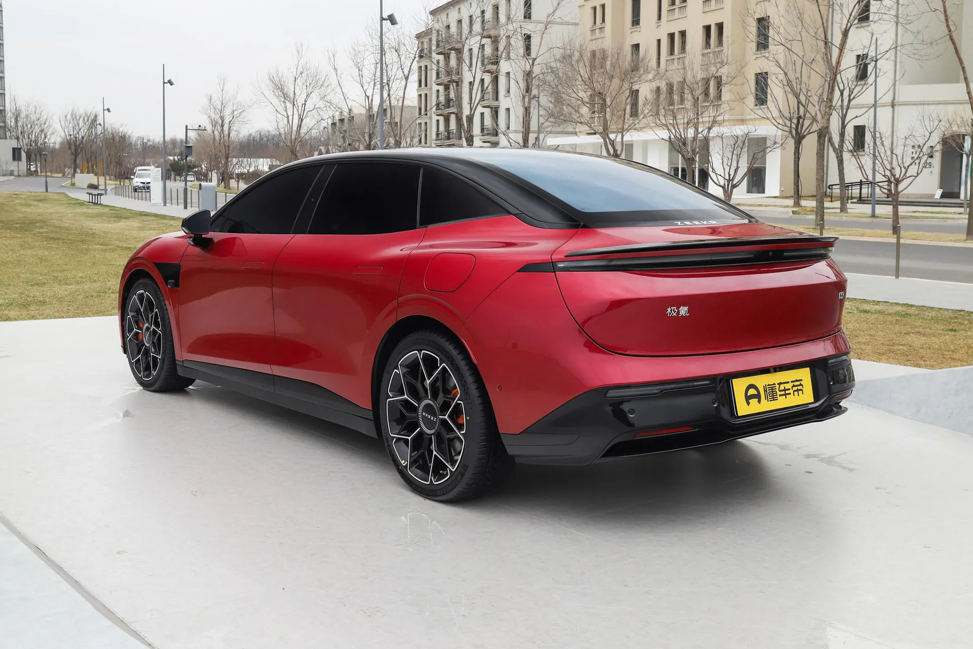 007 Long Range AWD Ultra 103kWh