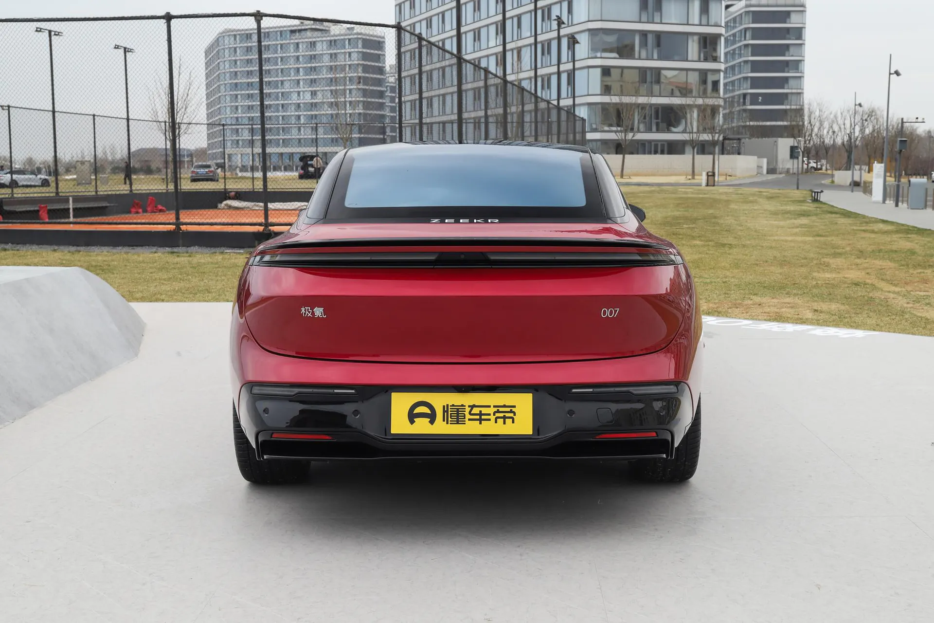  007 Long Range AWD Ultra 103kWh