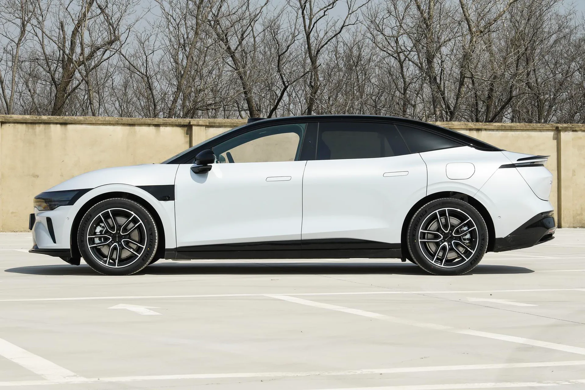  007 Long Range AWD Ultra 103kWh