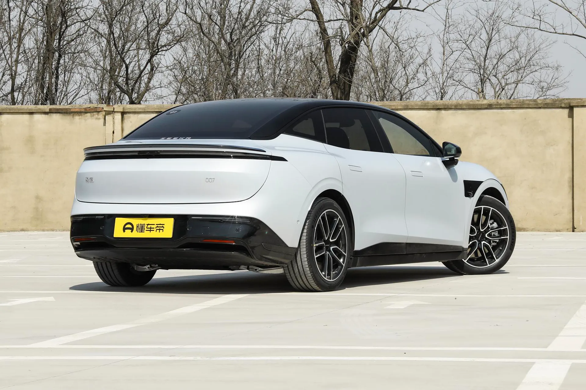  007 Long Range AWD Ultra 103kWh