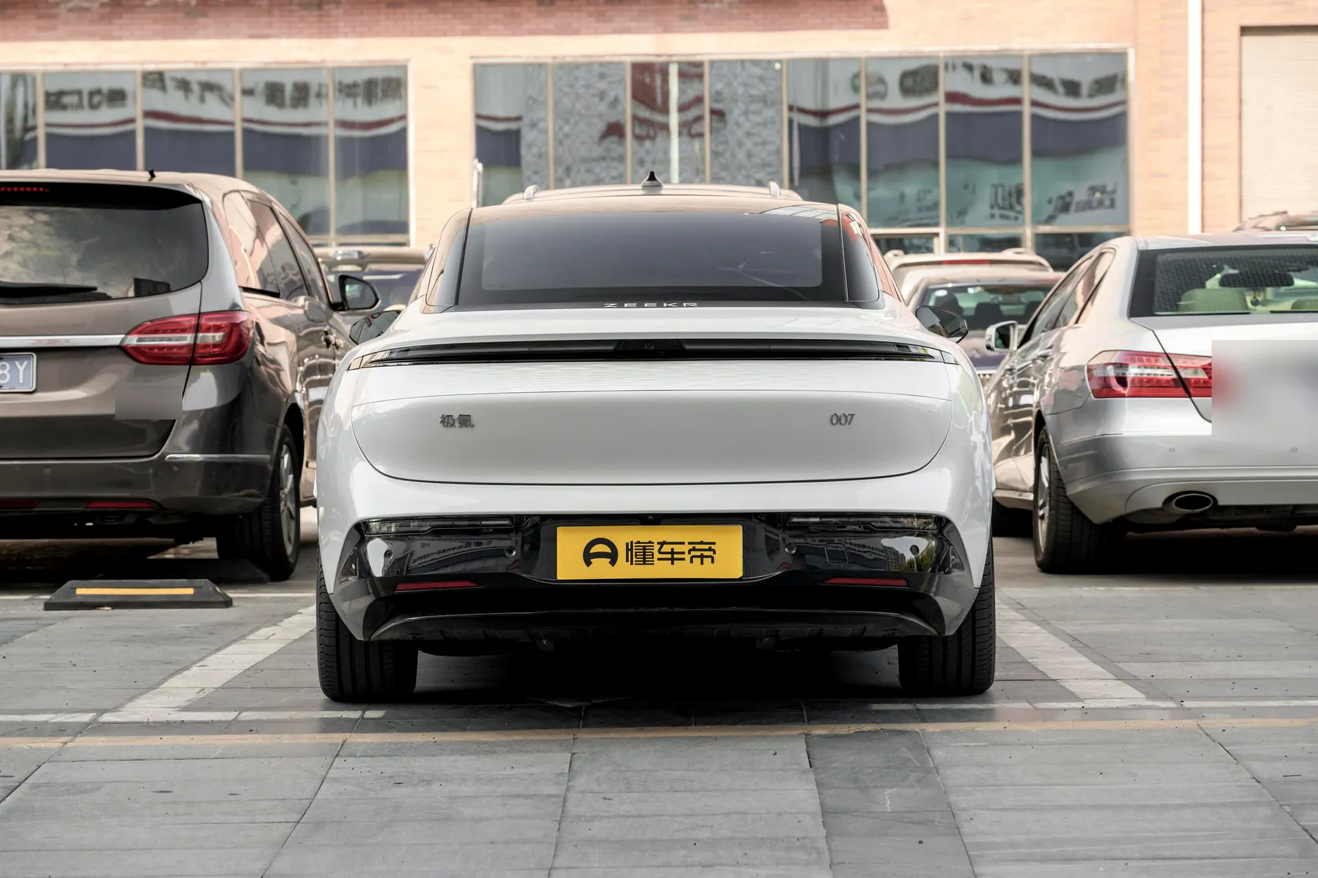  007 Long Range RWD Smart Driving 100kWh