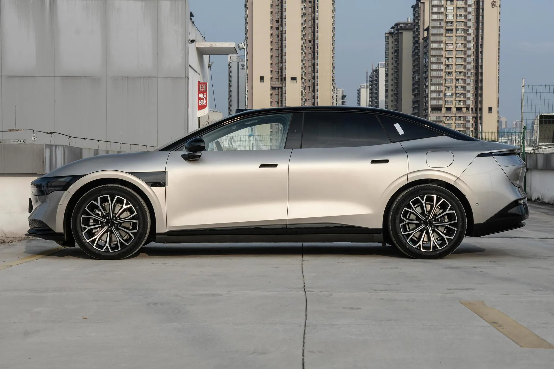  007 Long Range RWD Smart Driving 100kWh