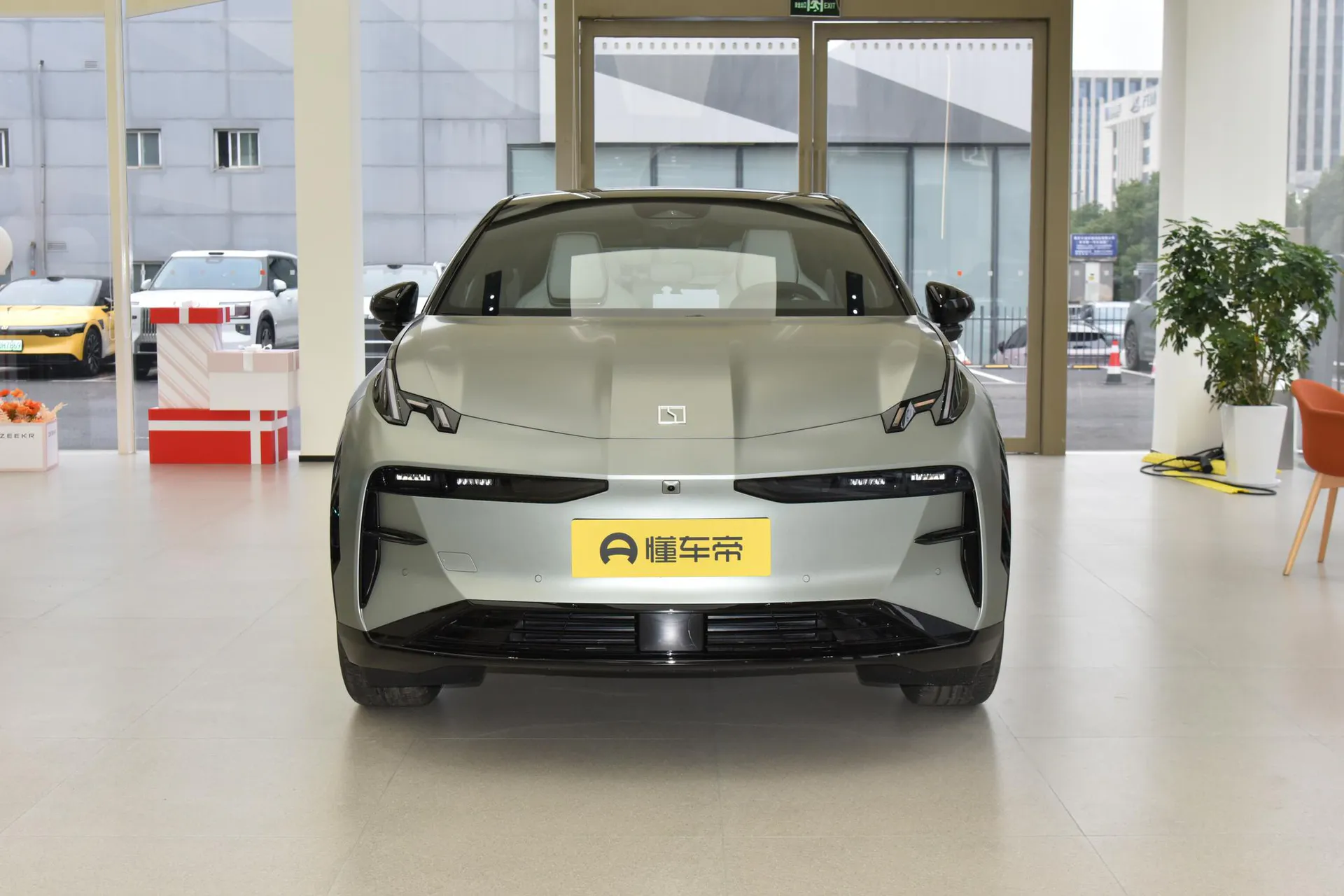  X Max 5-Seater