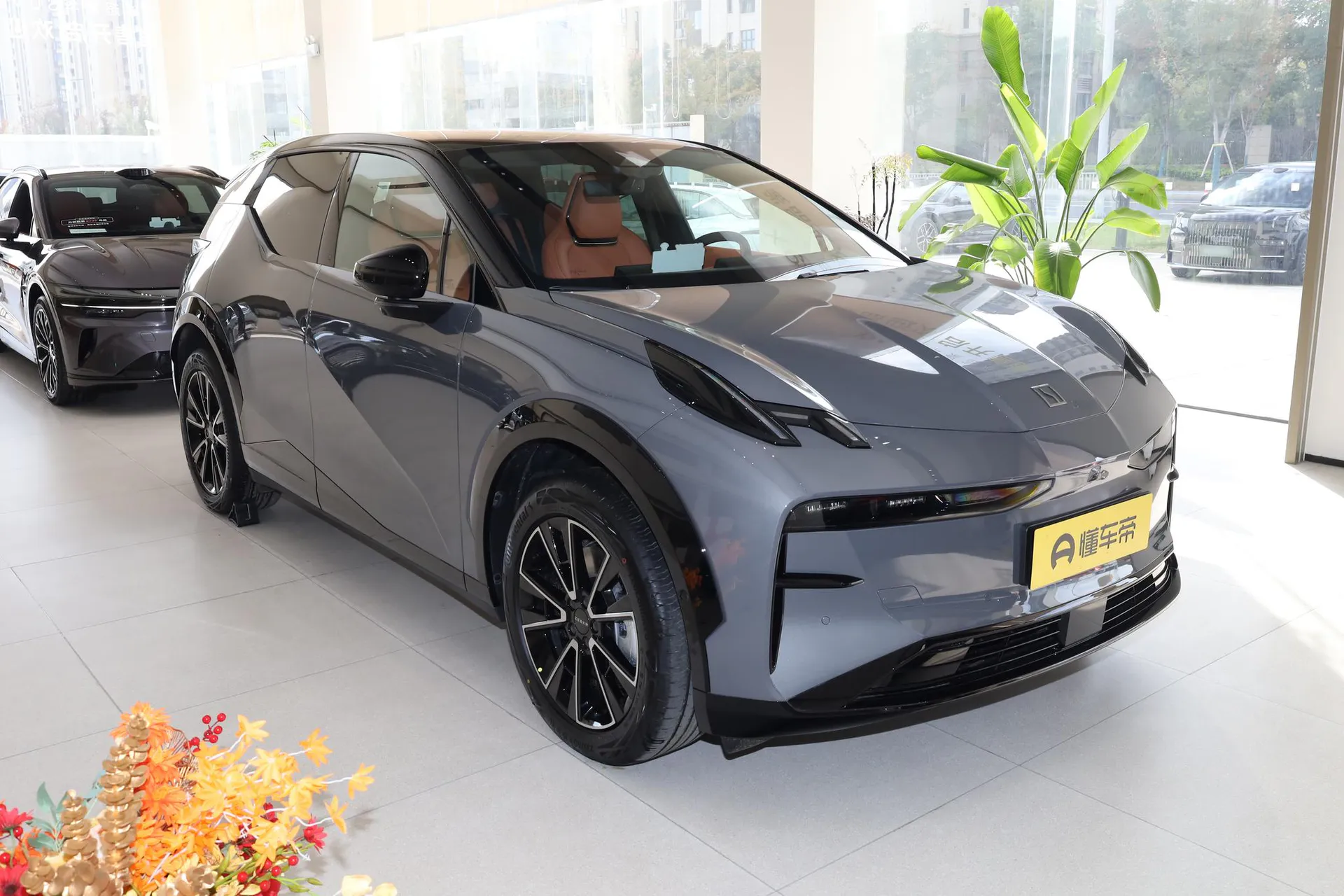  X Max 5-Seater