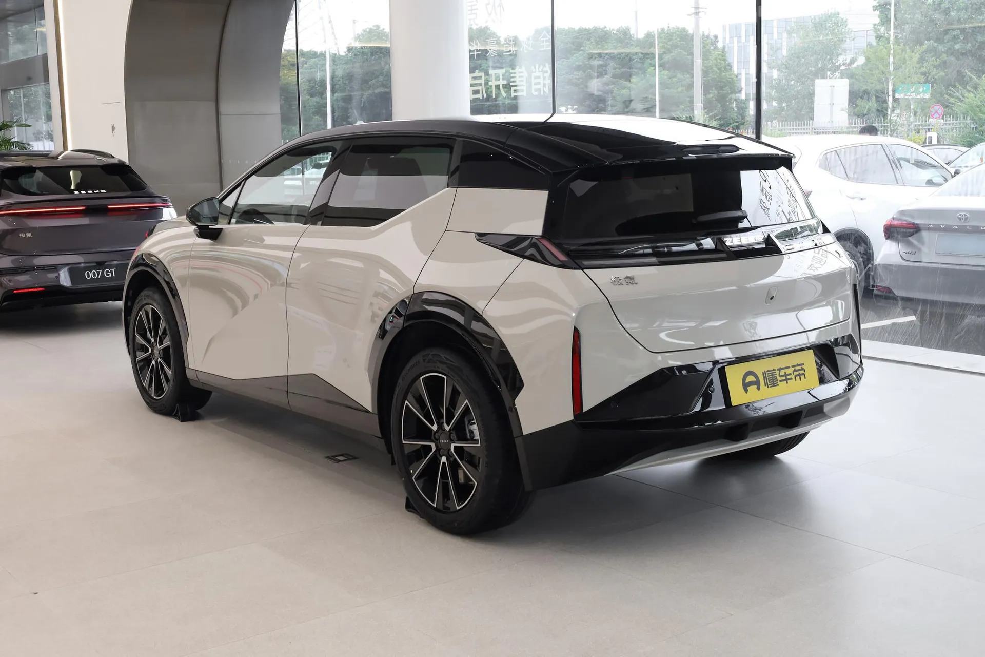  X Max 5-Seater