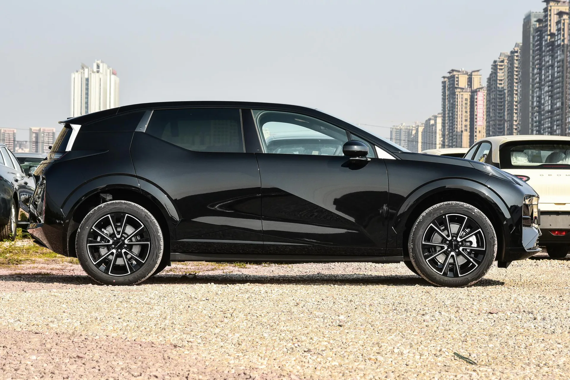  X Max 4-Seater